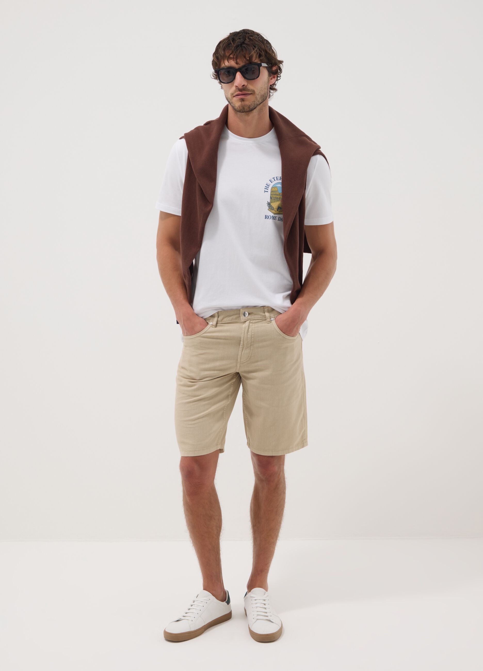 Beige five-pocket linen and cotton blend Bermuda shorts