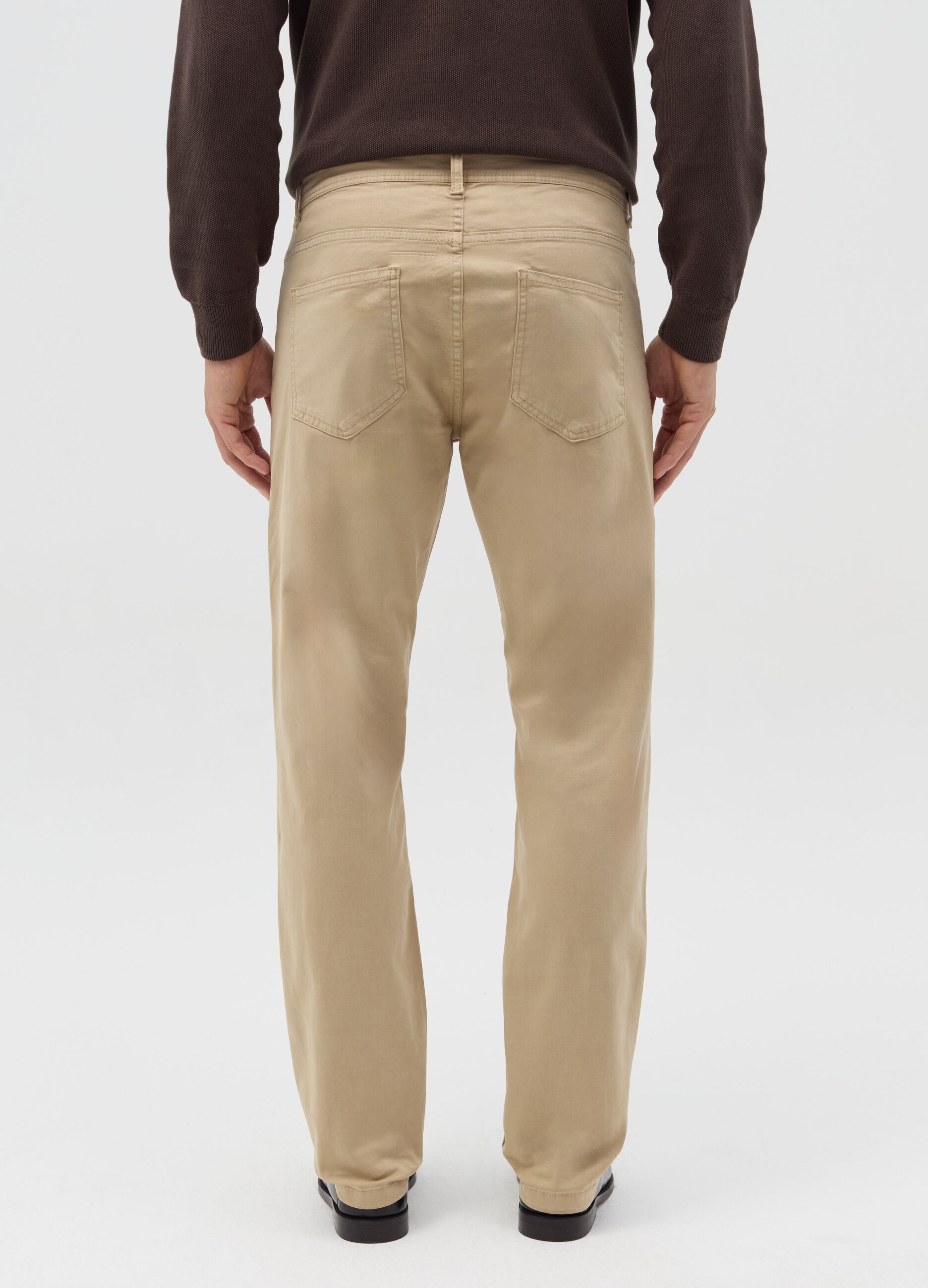 Pantalone slim fit in cotone stretch beige