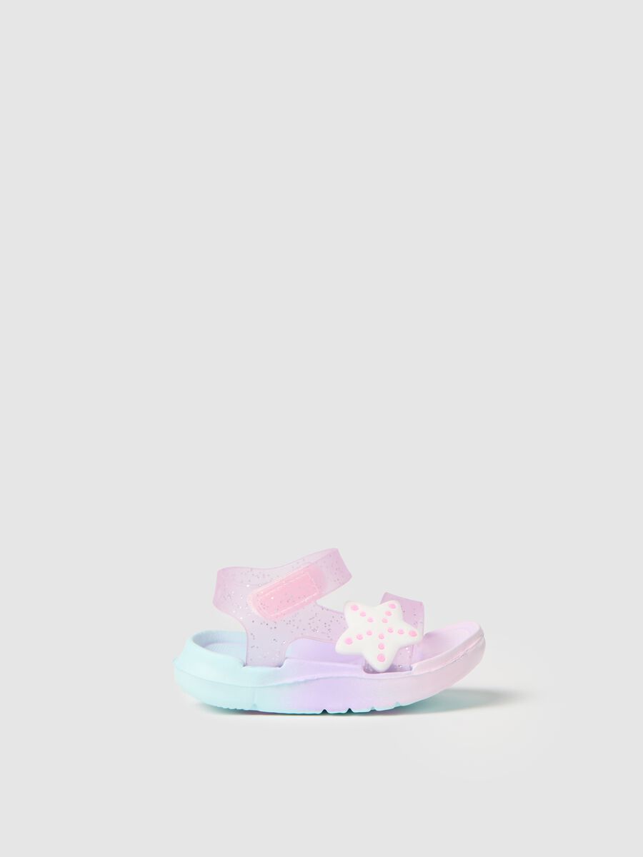 Sandali da bambina in PVC multicolor con glitter e stella decorativa_0