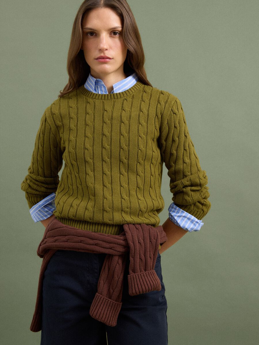 Maglia verde in puro cotone a trecce con girocollo_0