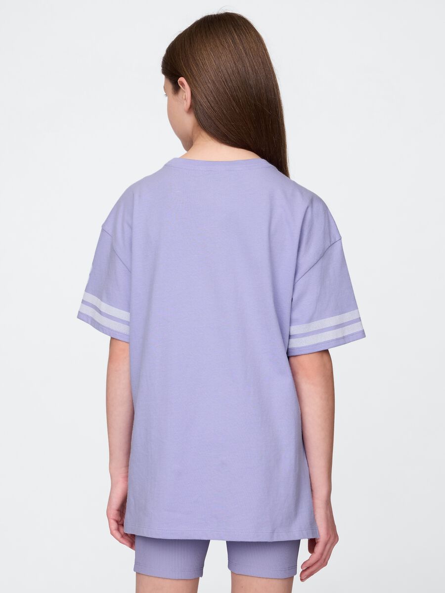 Purple T-shirt with sporty design_1
