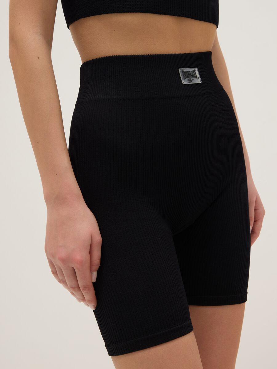 Shorts sportivi neri regular fit_3