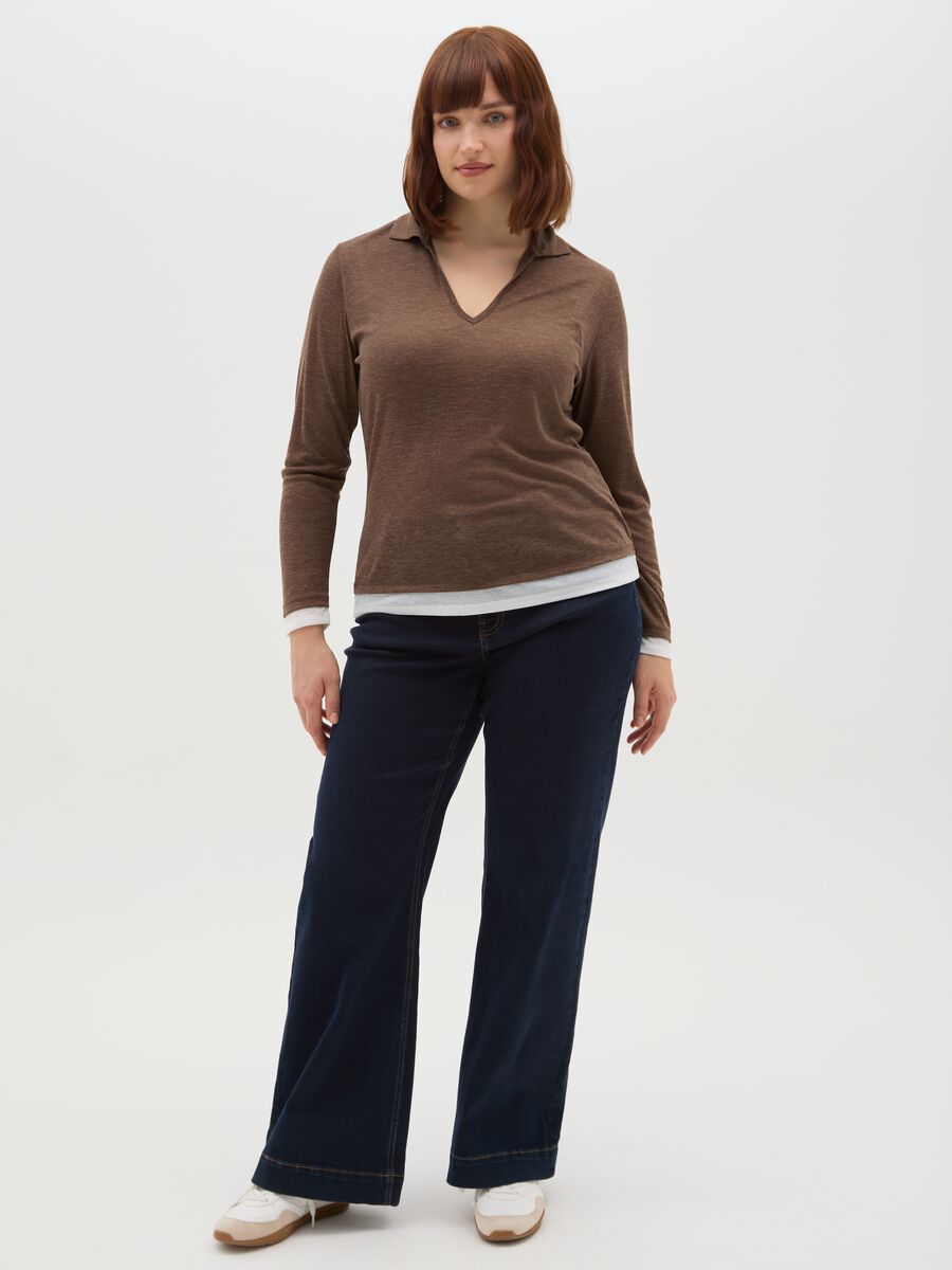 Maglia marrone regular fit con scollo a V_1