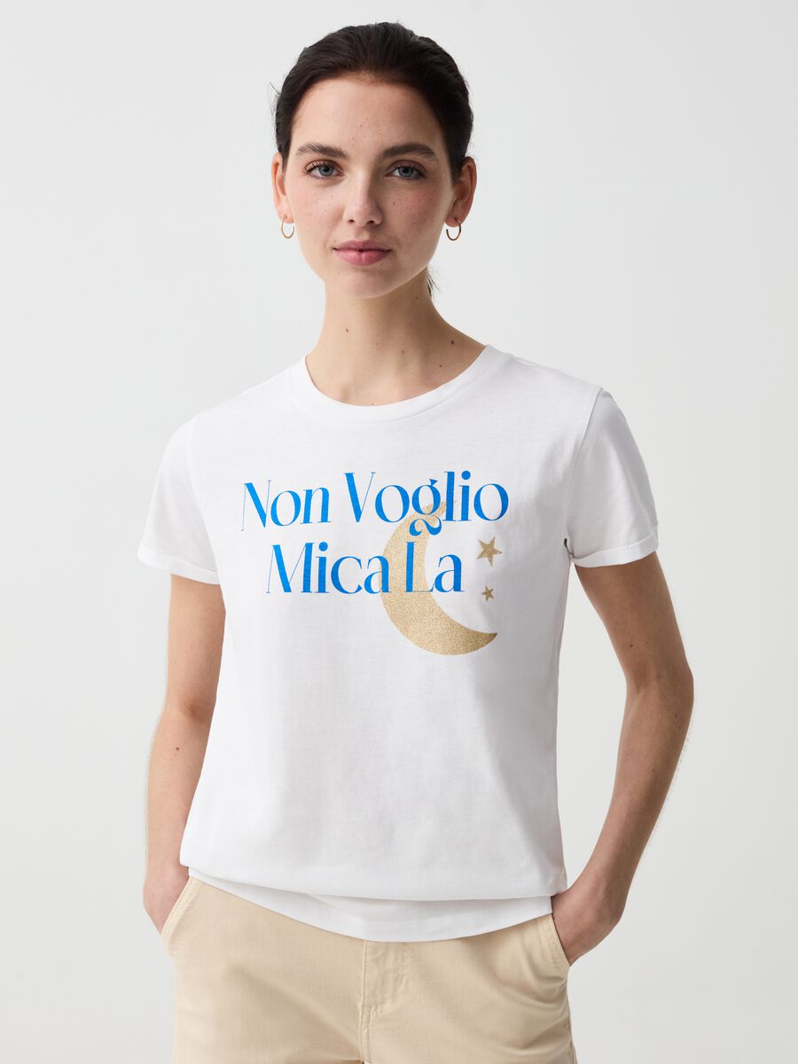 T-shirt con stampa glitter lettering e luna_0