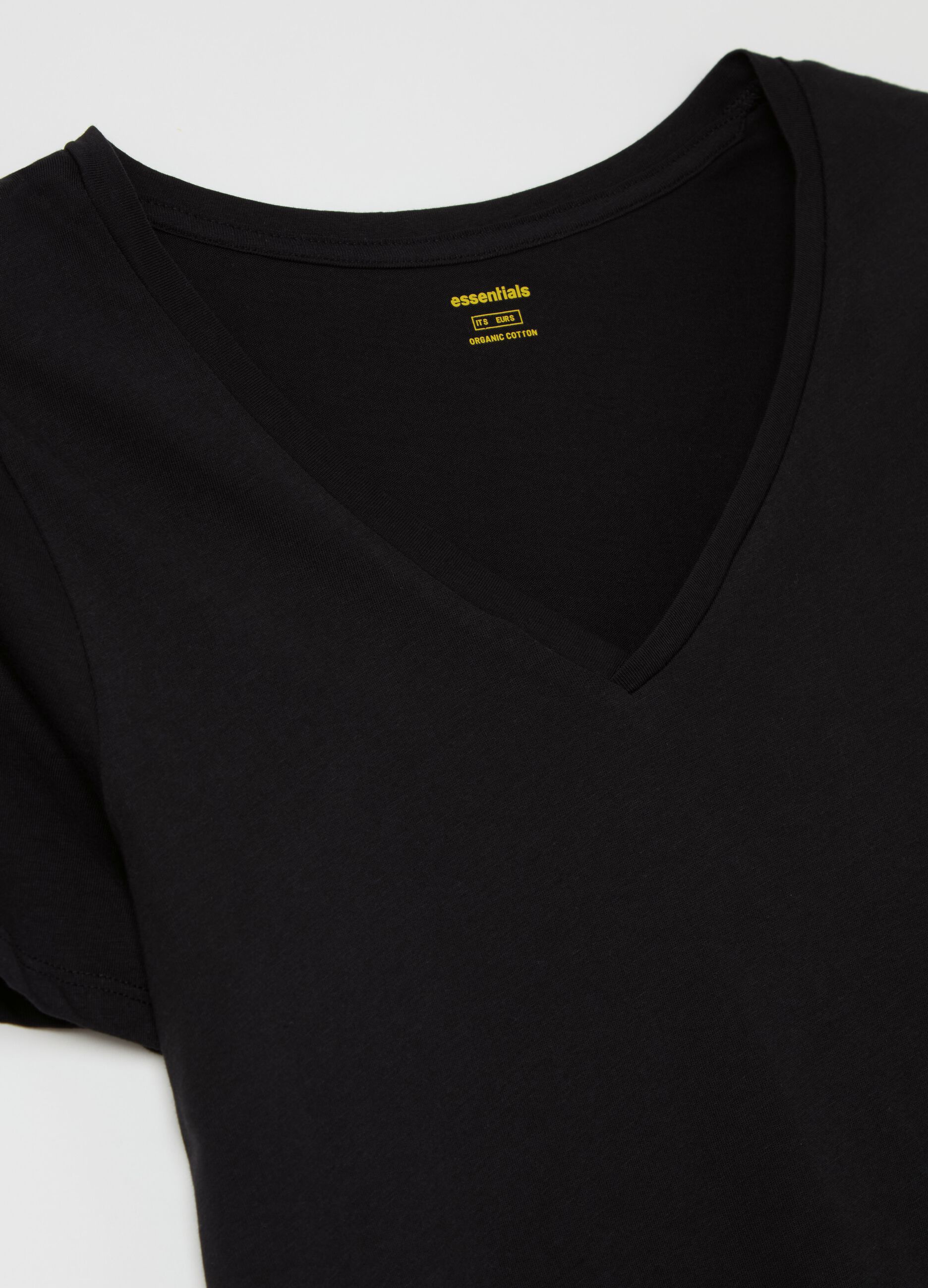 Organic cotton T-shirt with V neck