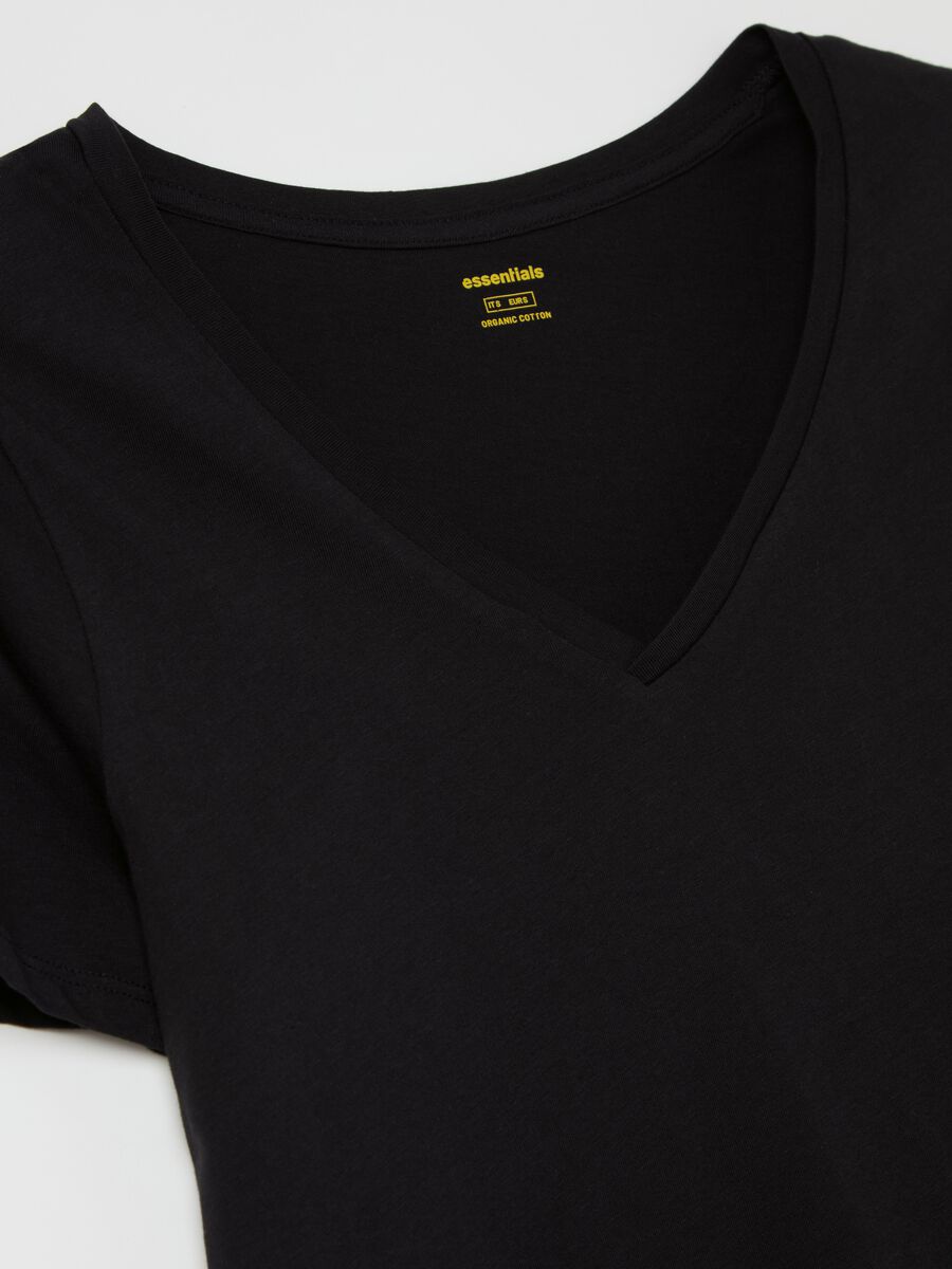 Organic cotton T-shirt with V neck_5