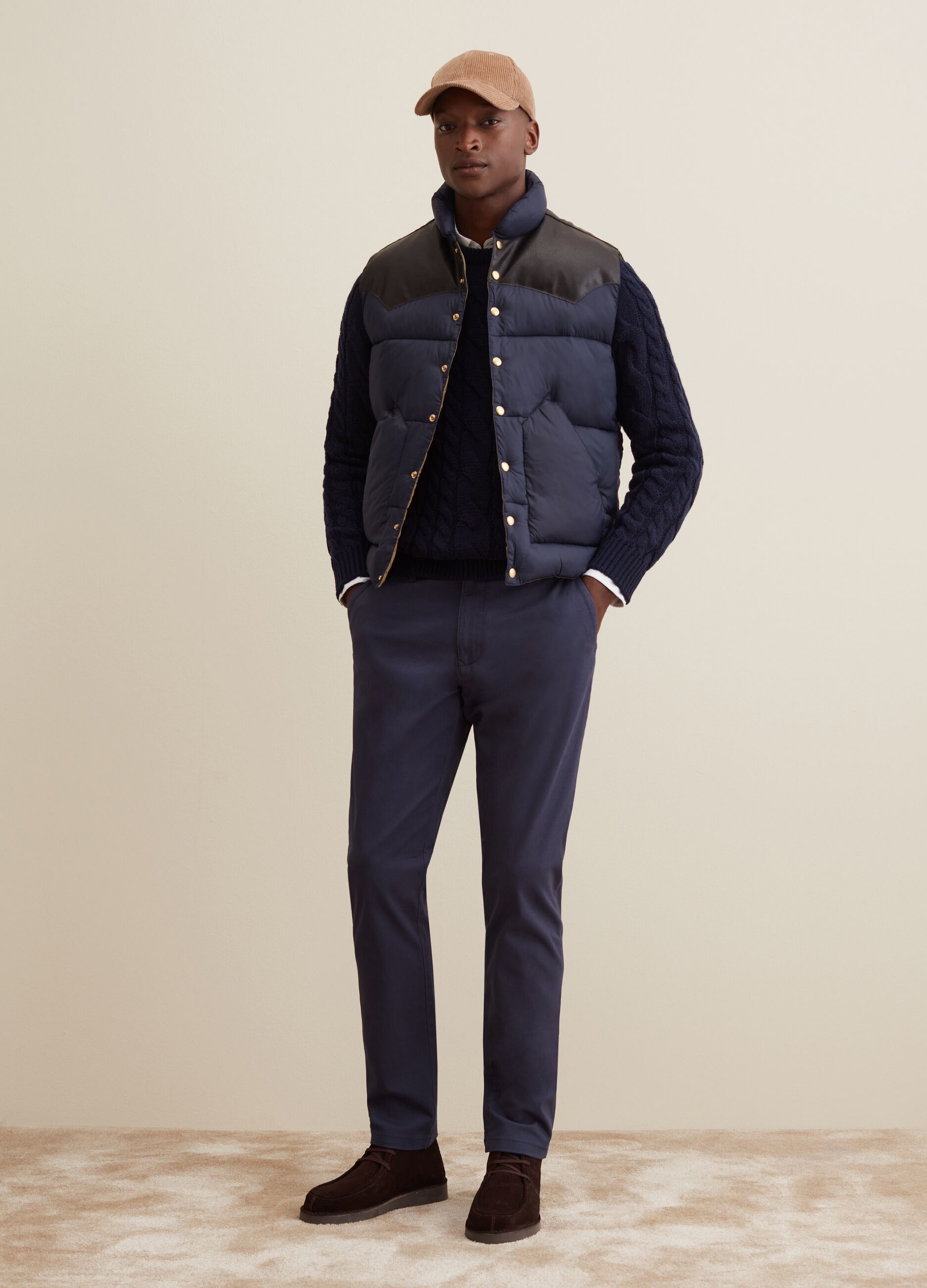 Gilet trapuntato a collo alto_3