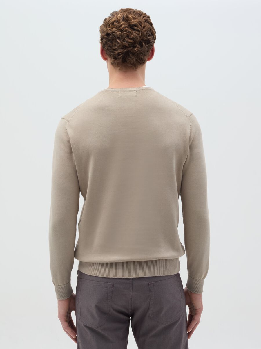 Cotton pullover with round neck_3