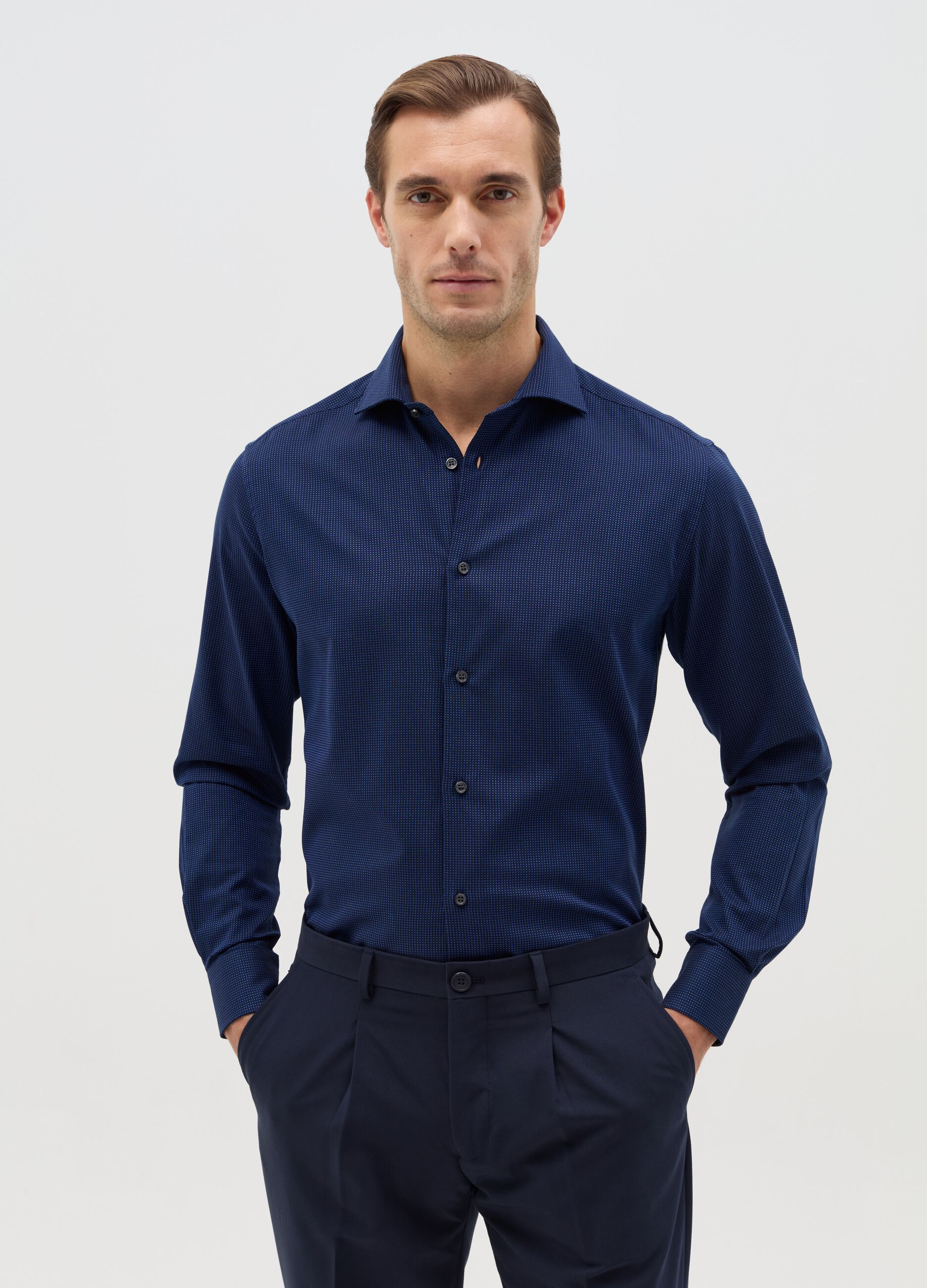 Regular-fit easy-iron shirt with micro pattern