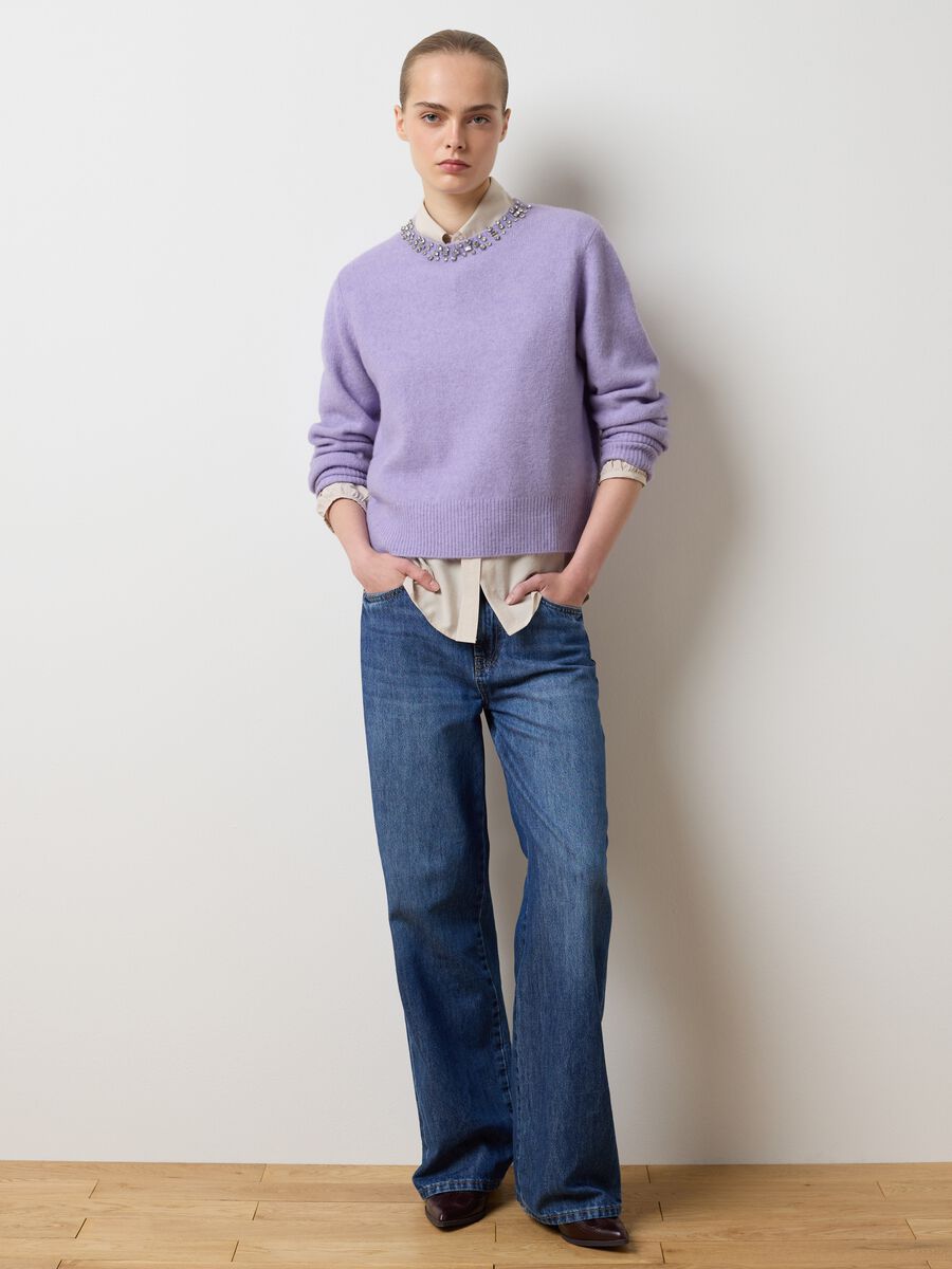 Purple regular fit jumper with decorated collar_2