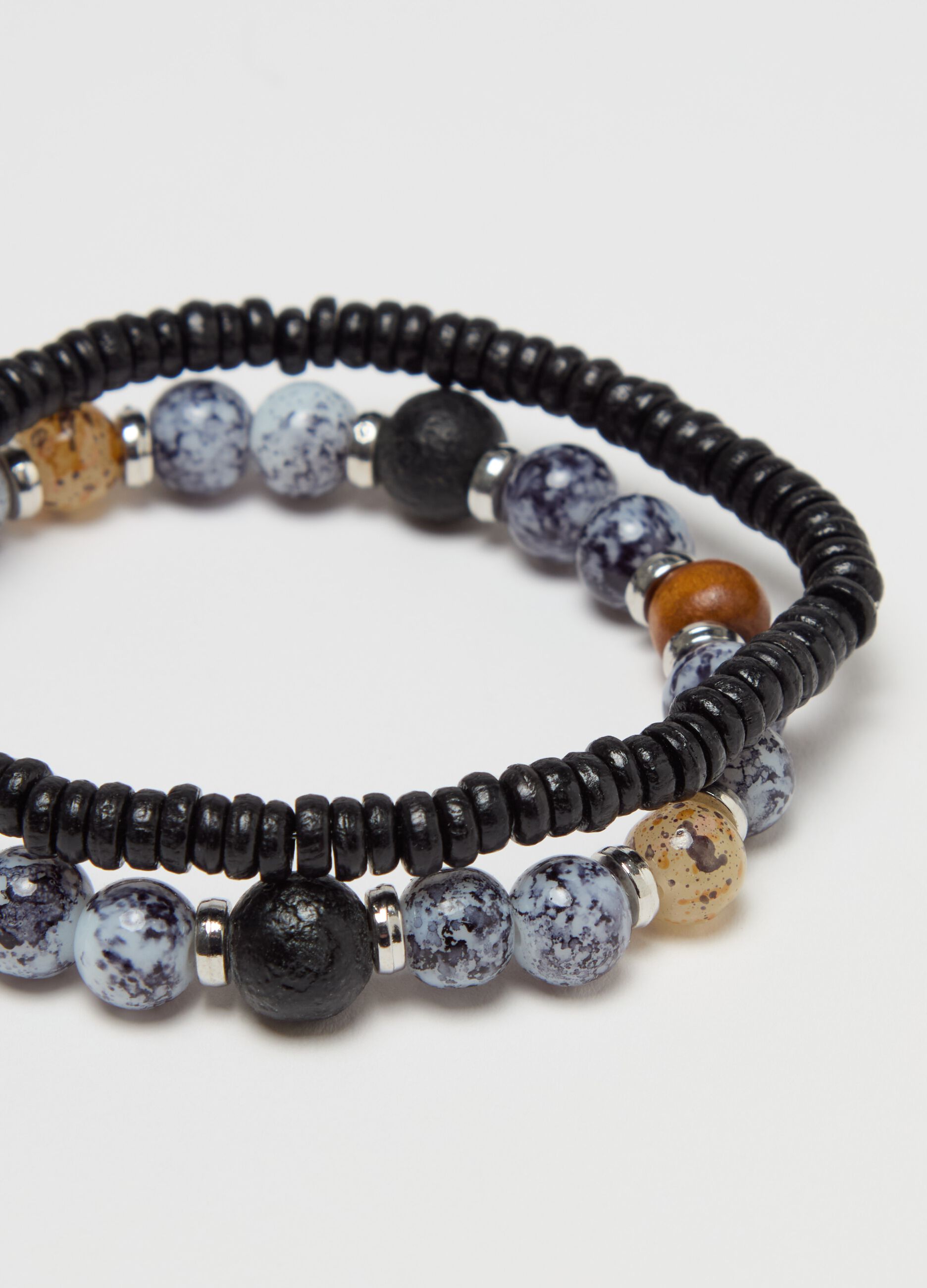 Two-pack bracelets with coloured beads