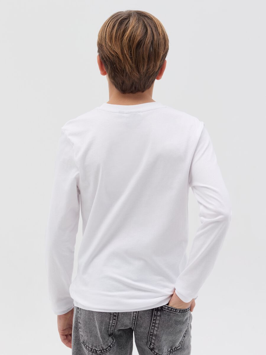 Long-sleeved T-shirt with Attack on Titan print_2