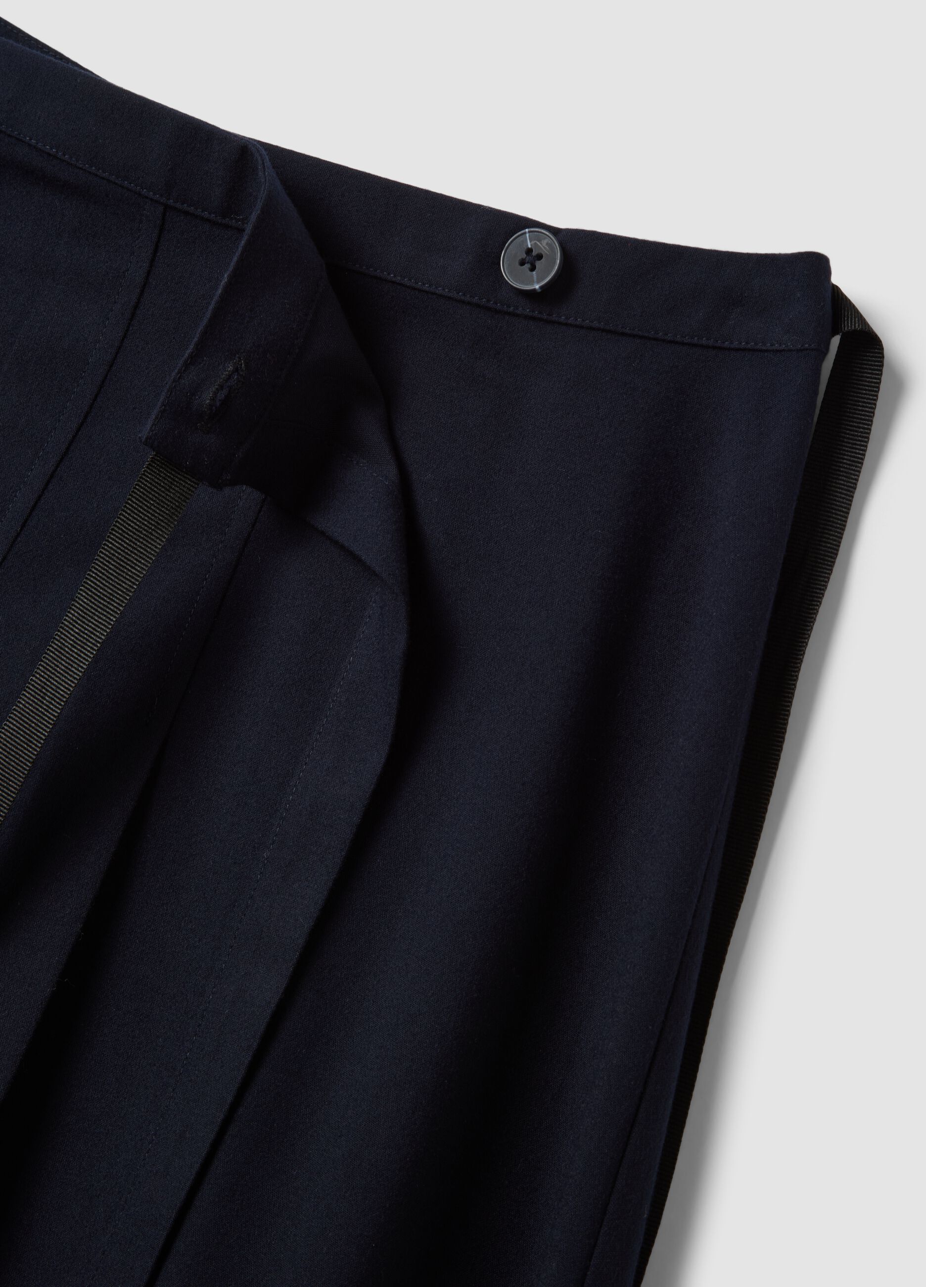 Blue pleated skirt in stretch viscose