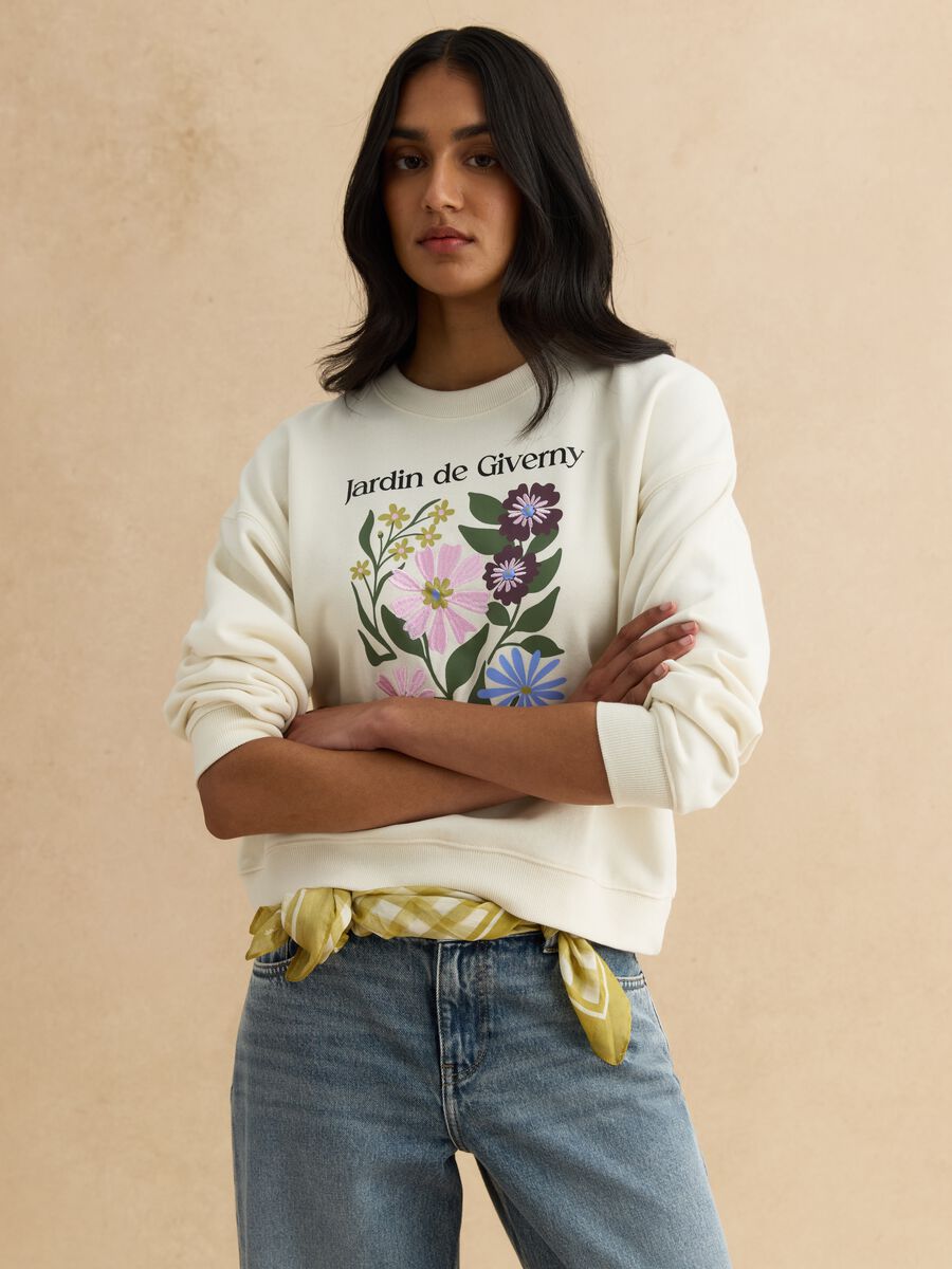 Beige regular fit cotton blend sweatshirt with print_2