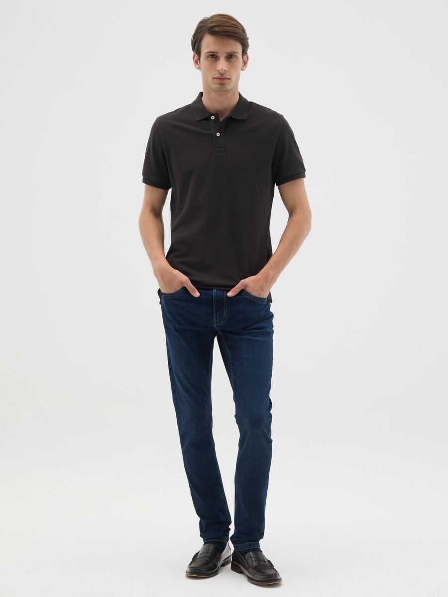 Men's black pure cotton polo shirt in regular fit_1