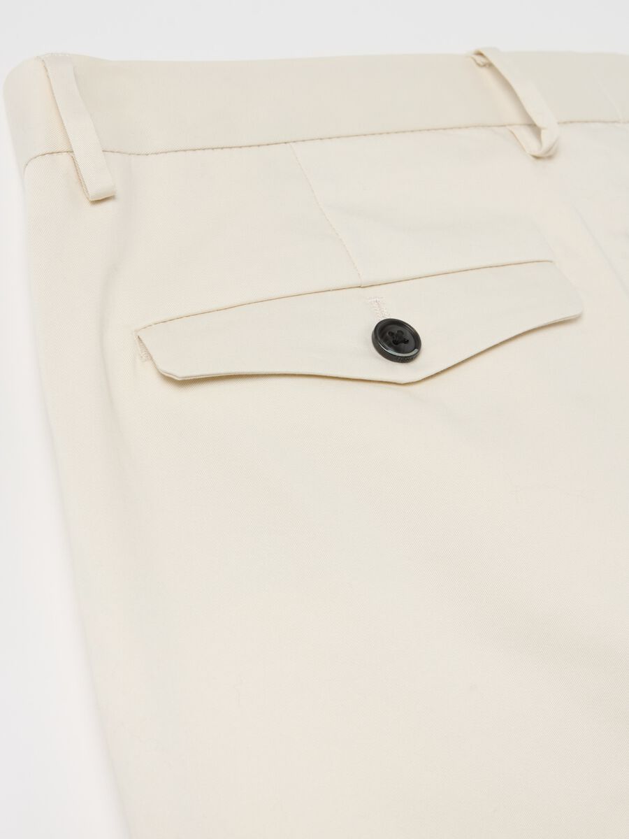 Stretch cotton chino trousers_5