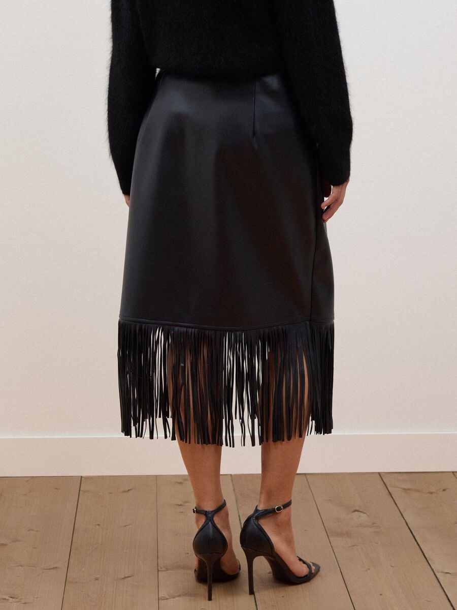 Black midi skirt with fringe hem_3