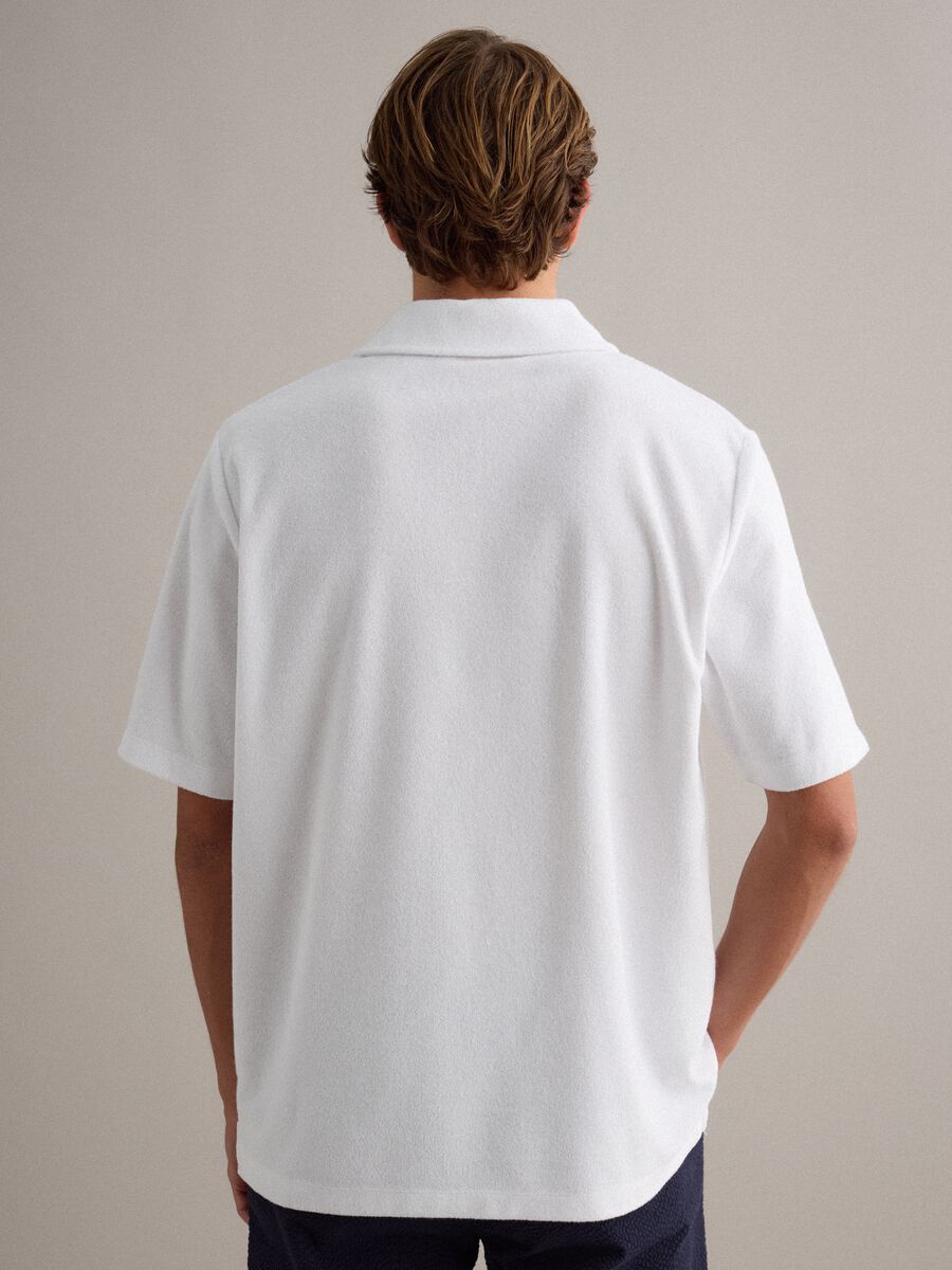 Polo bianca in misto cotone regular fit con taschino_3