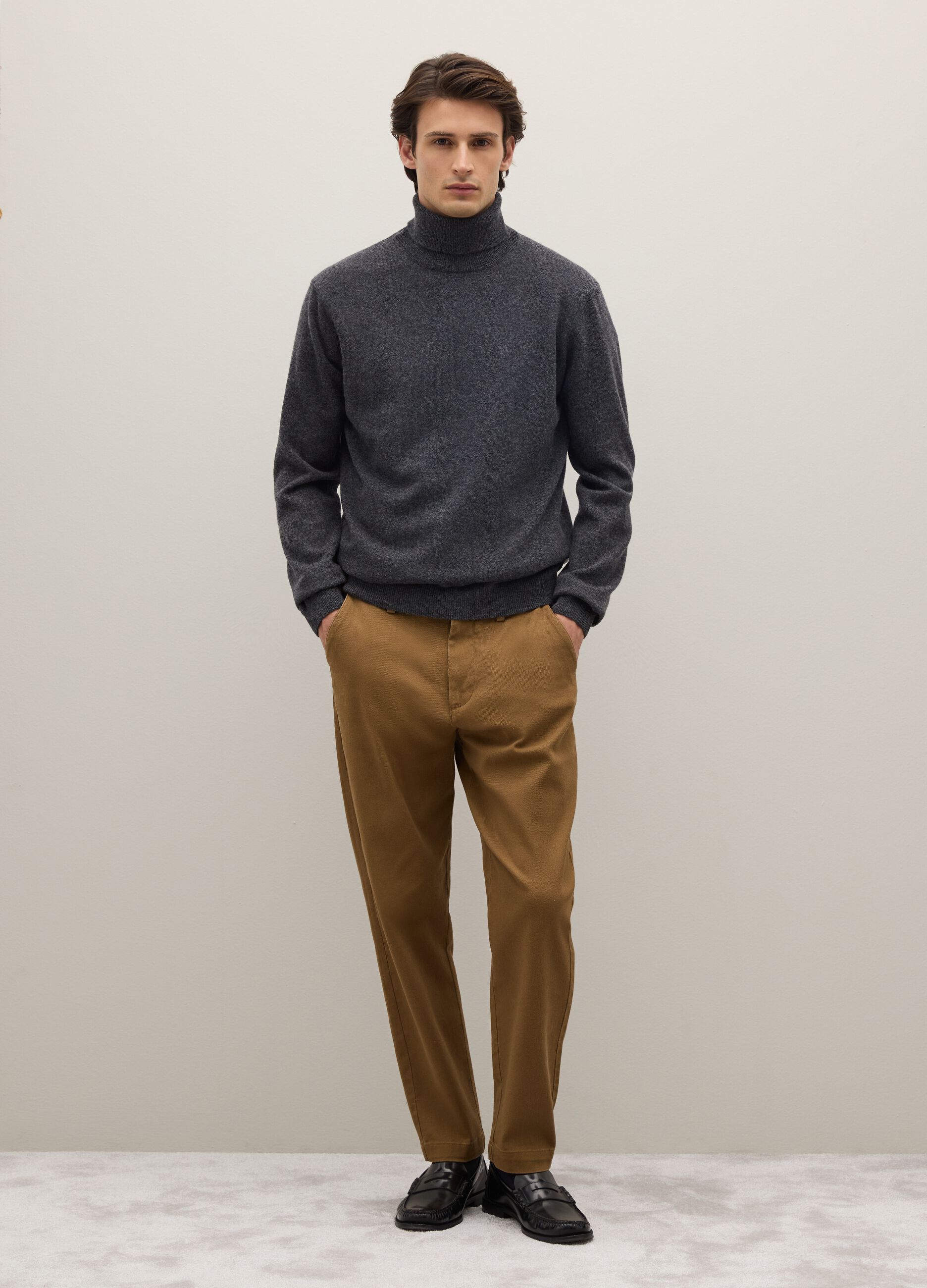 Grey high-neck lambswool turtleneck regular fit