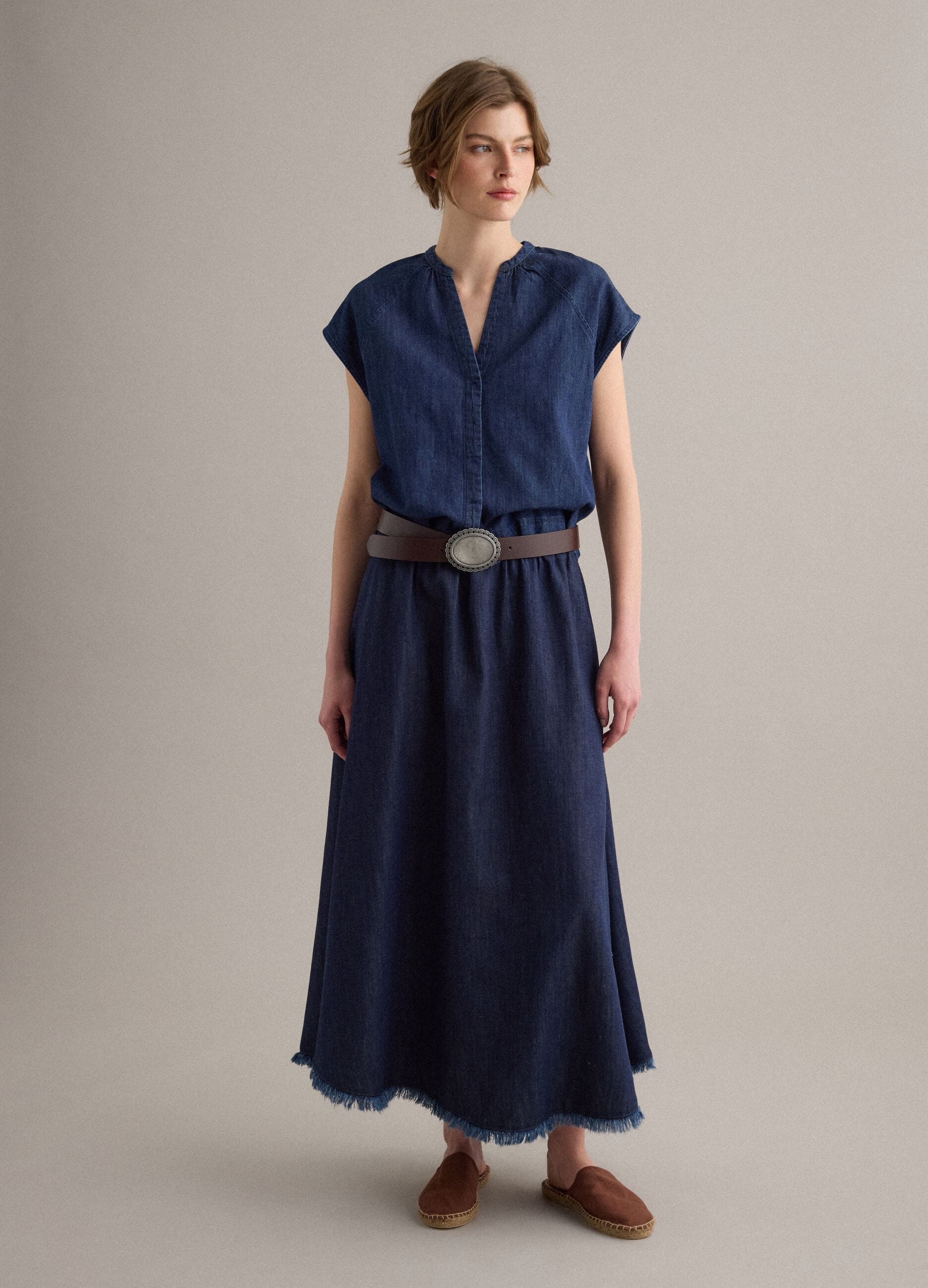 Blue denim shirt in a cotton, linen and viscose blend, oversized fit