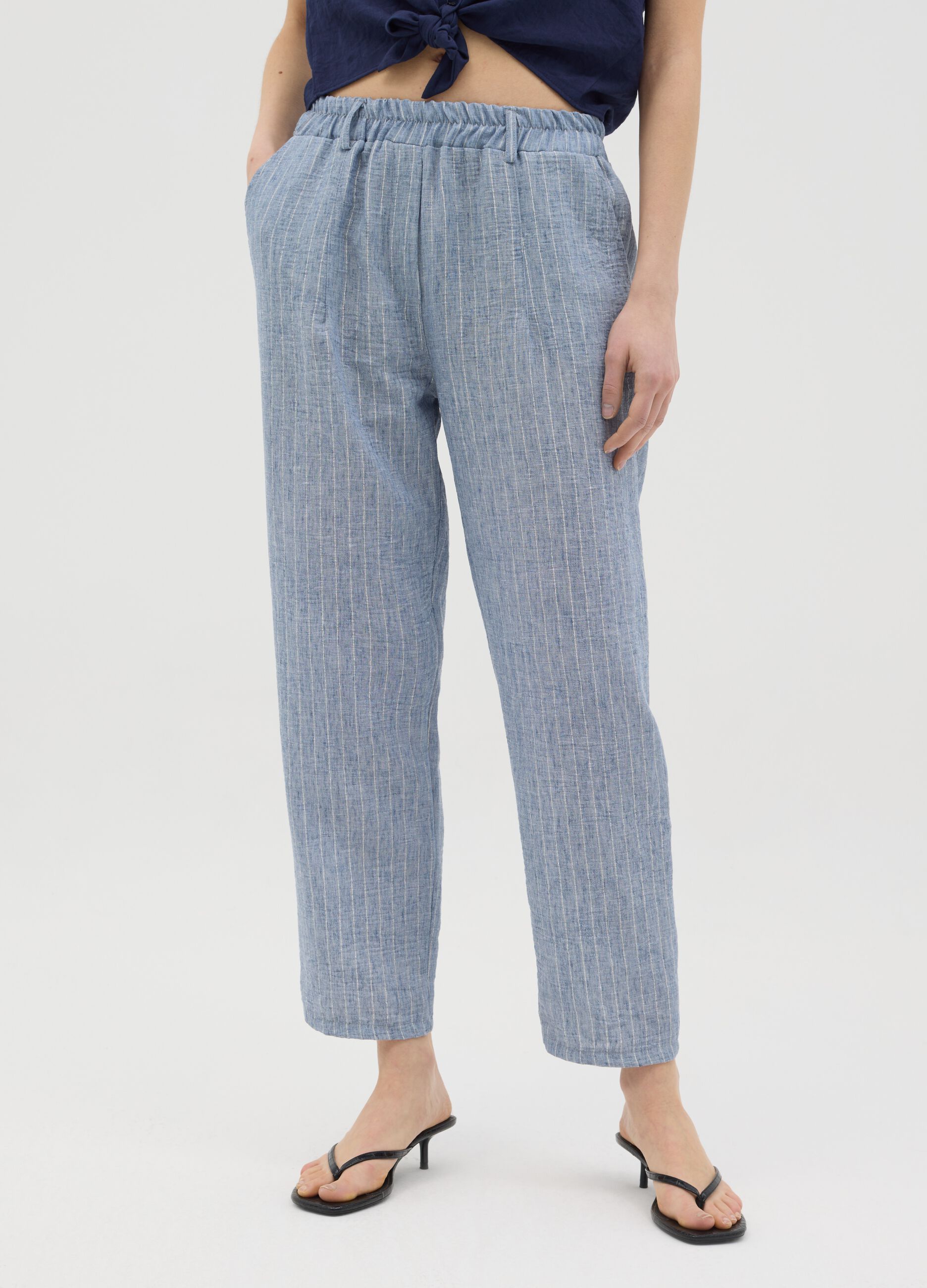 Blue trousers in stretch fabric