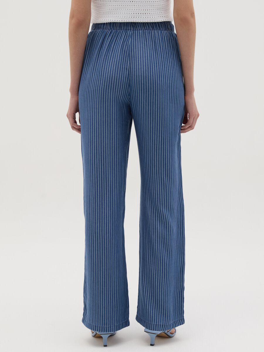 Denim-effect wide-leg fluid joggers_3