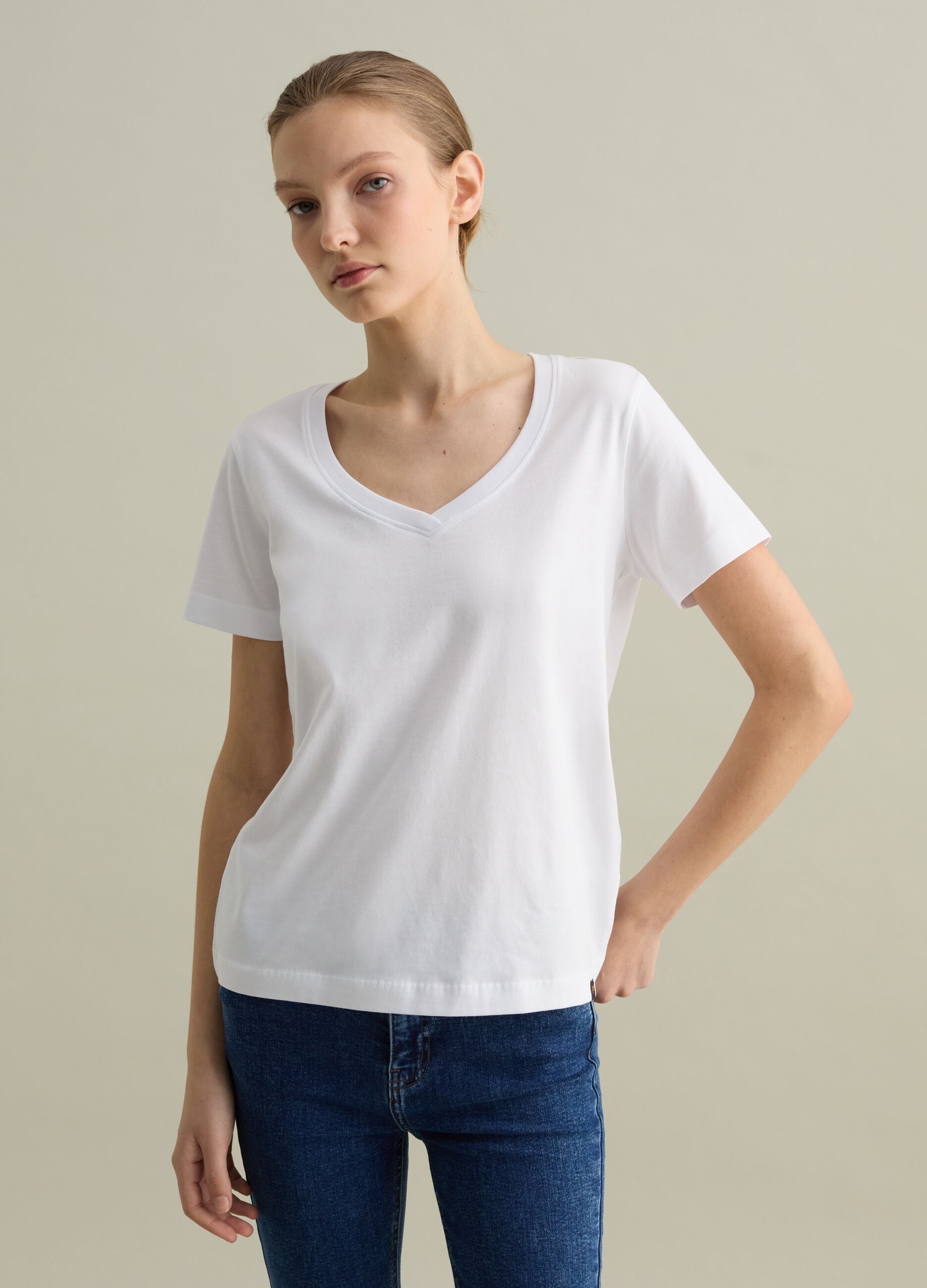 Cotton V-neck T-shirt
