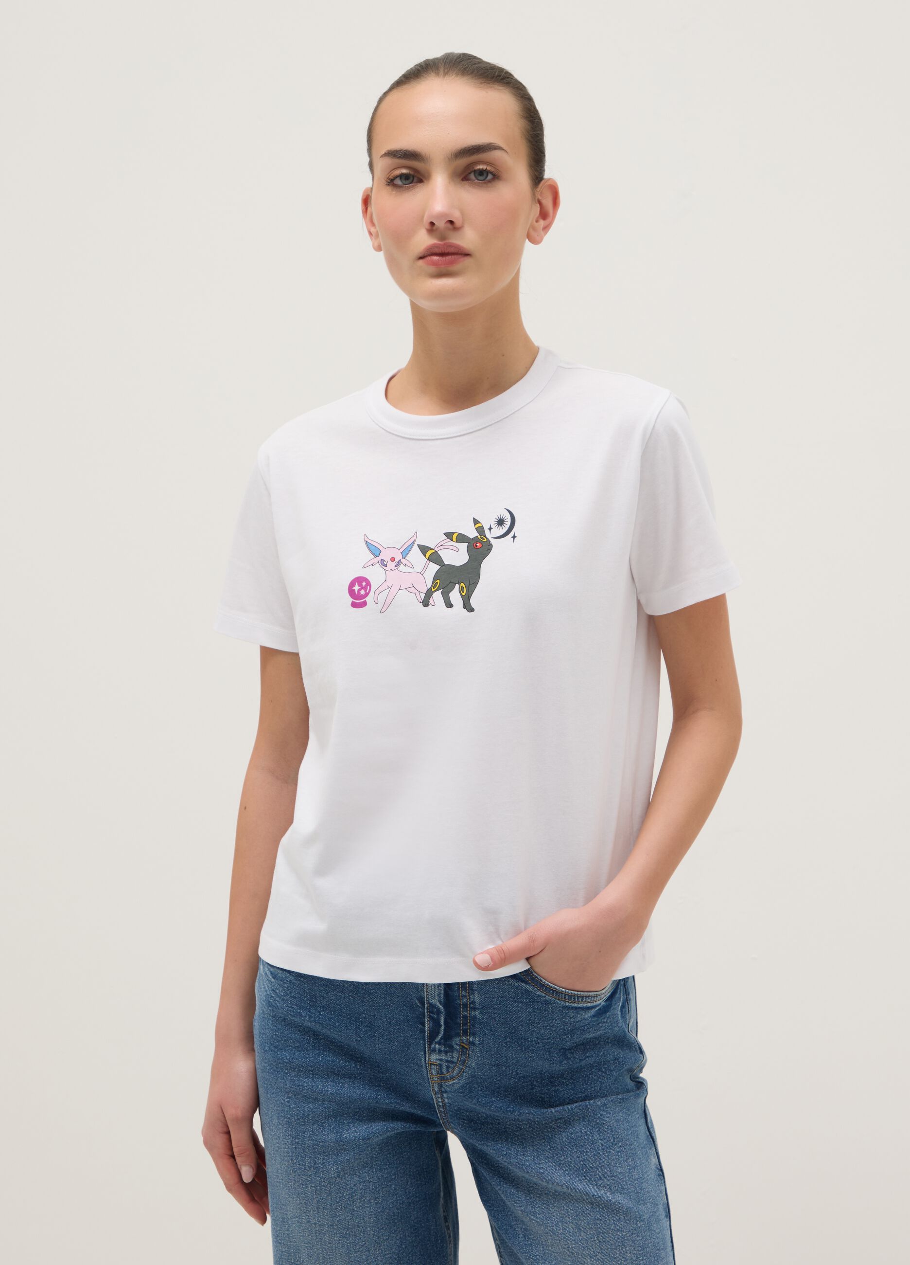 White pure cotton regular fit T-shirt with print