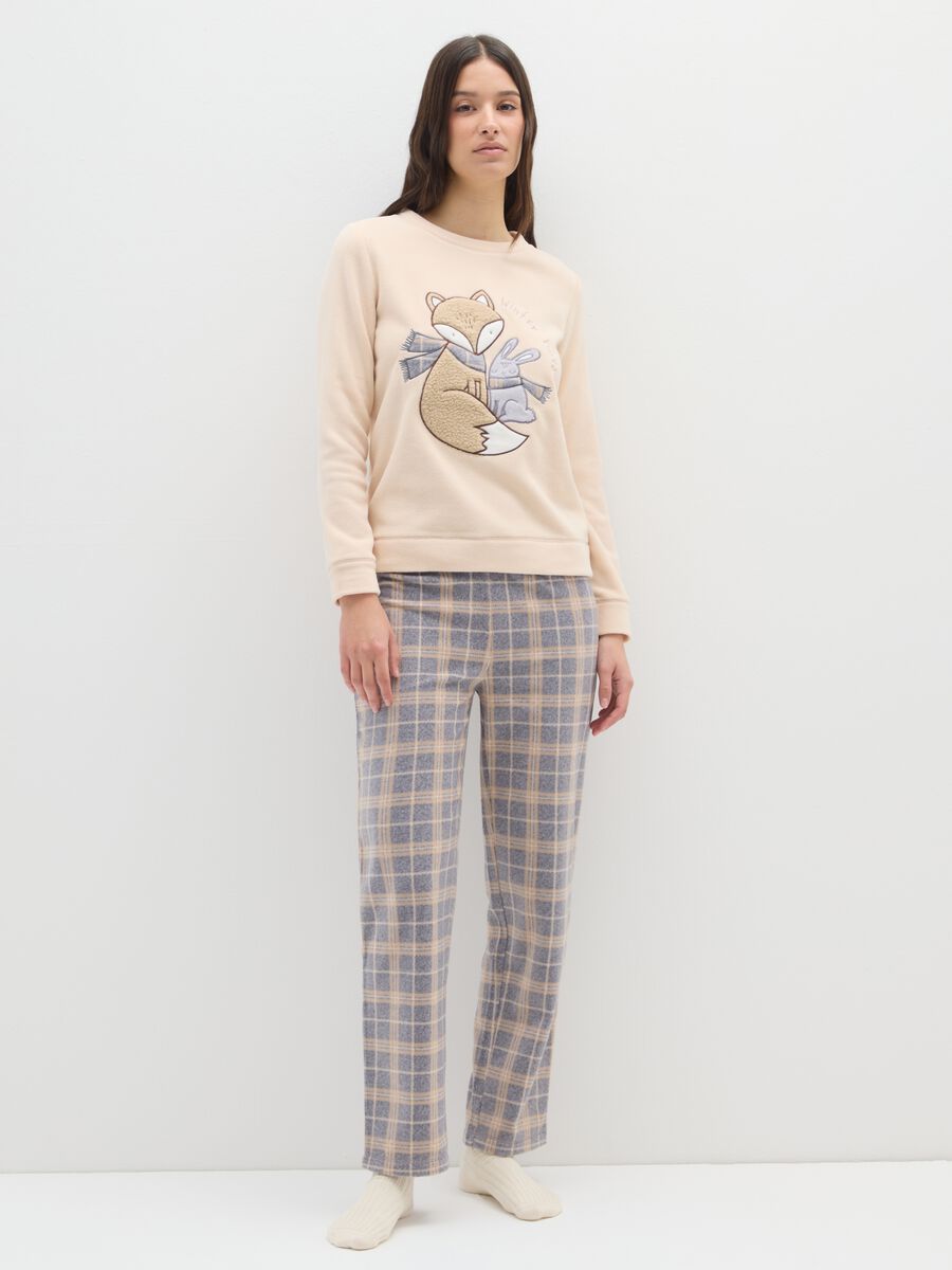 Pigiama beige a quadri_0