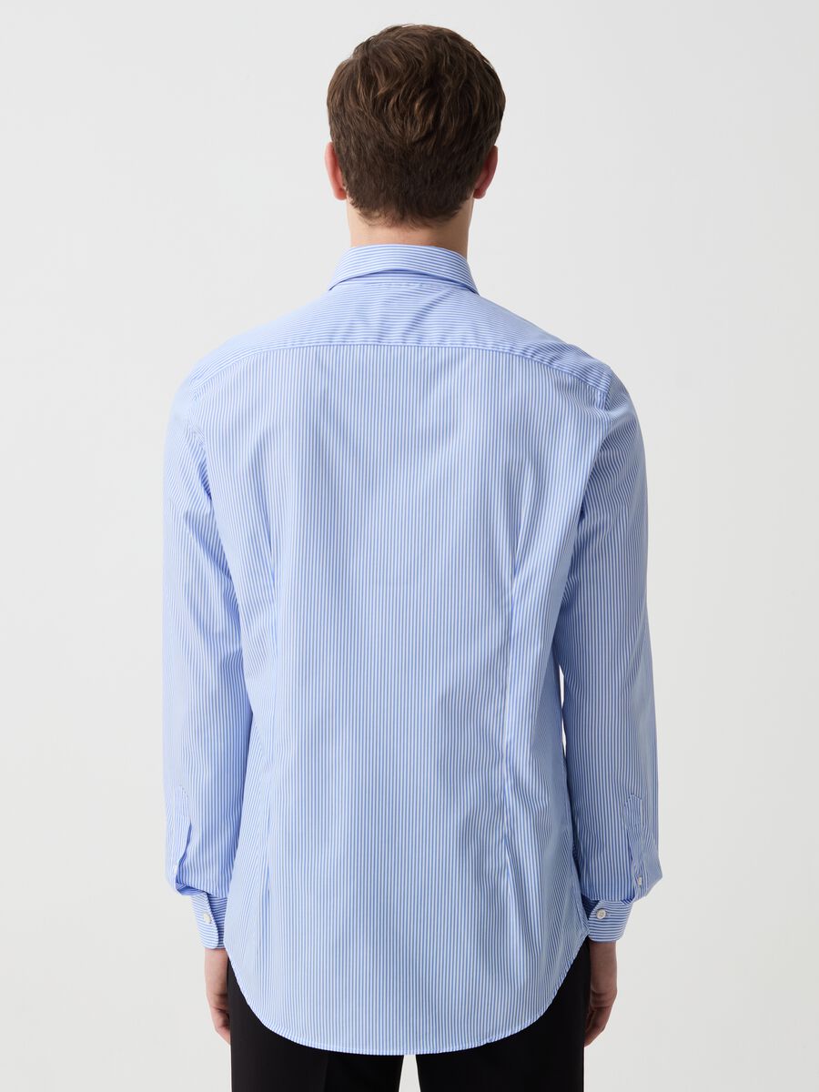 Slim-fit shirt in striped cotton_2