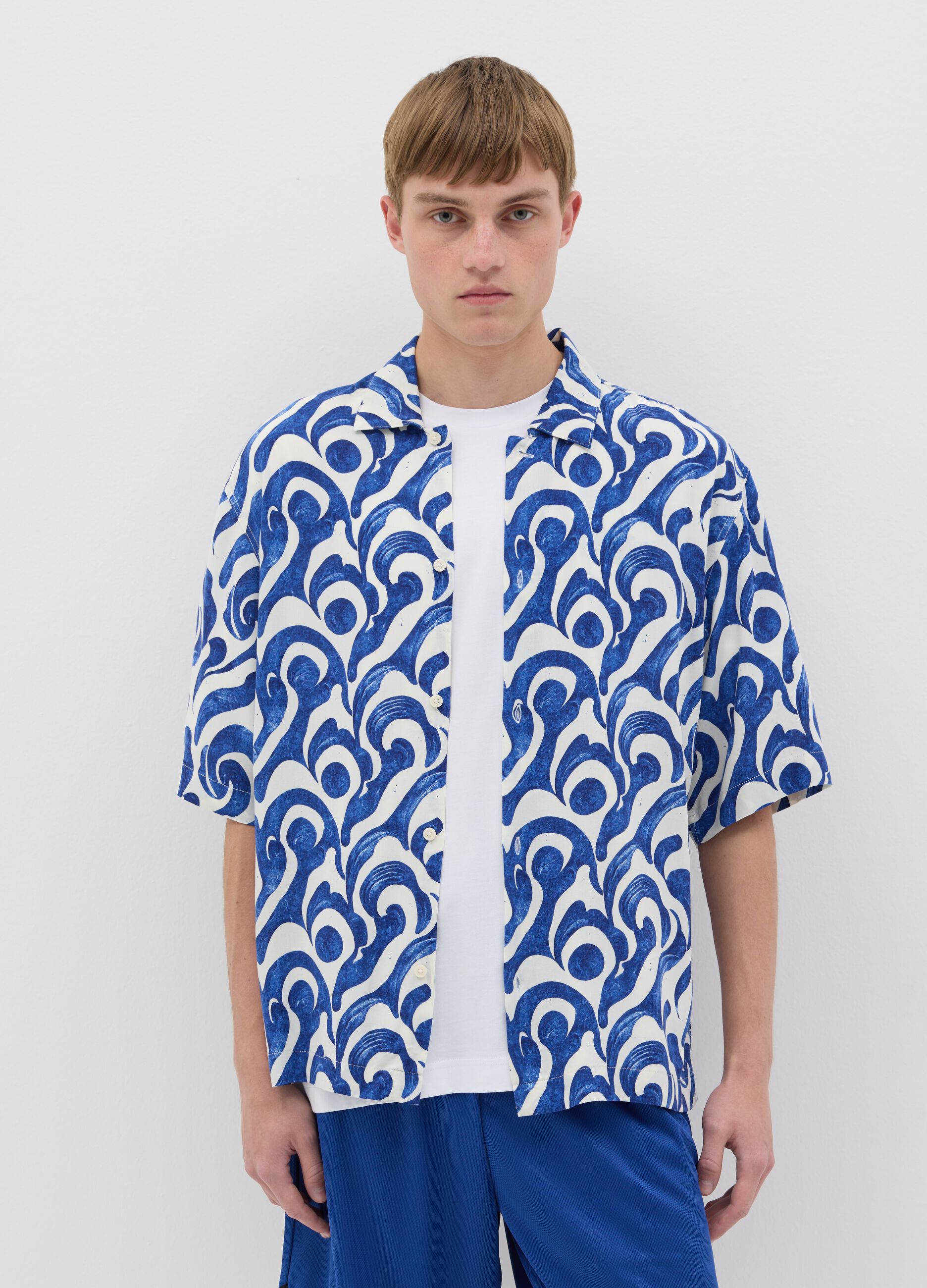 Oversized blue patterned viscose shirt