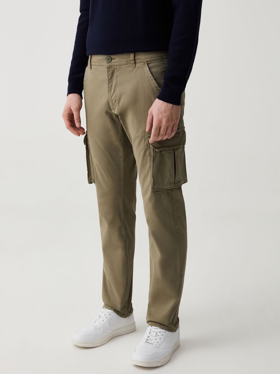 Pantalone cargo regular fit in twill stretch_1