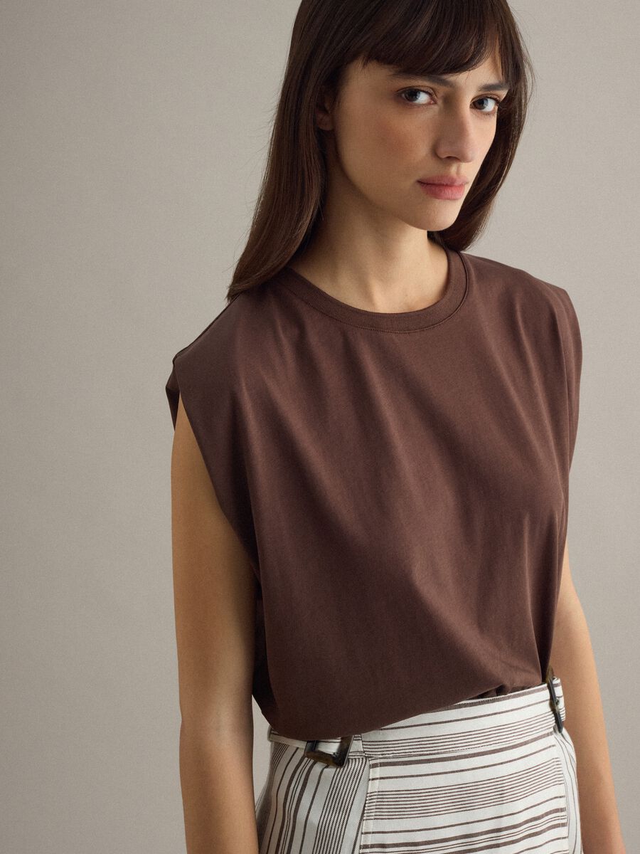 Brown short-sleeved cotton-blend T-shirt_0