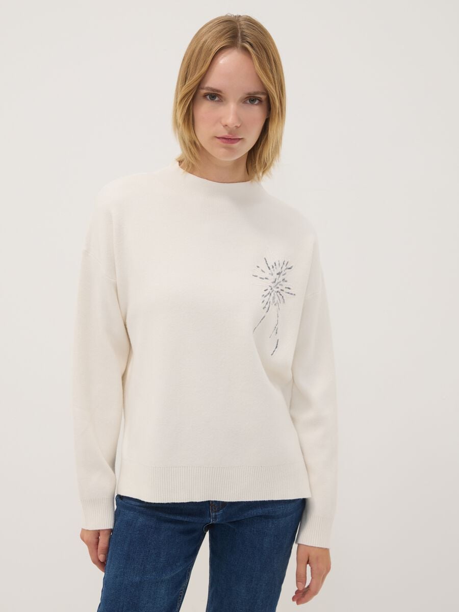 Maglia sabbia in misto viscosa con ricamo paillettes regular fit_0