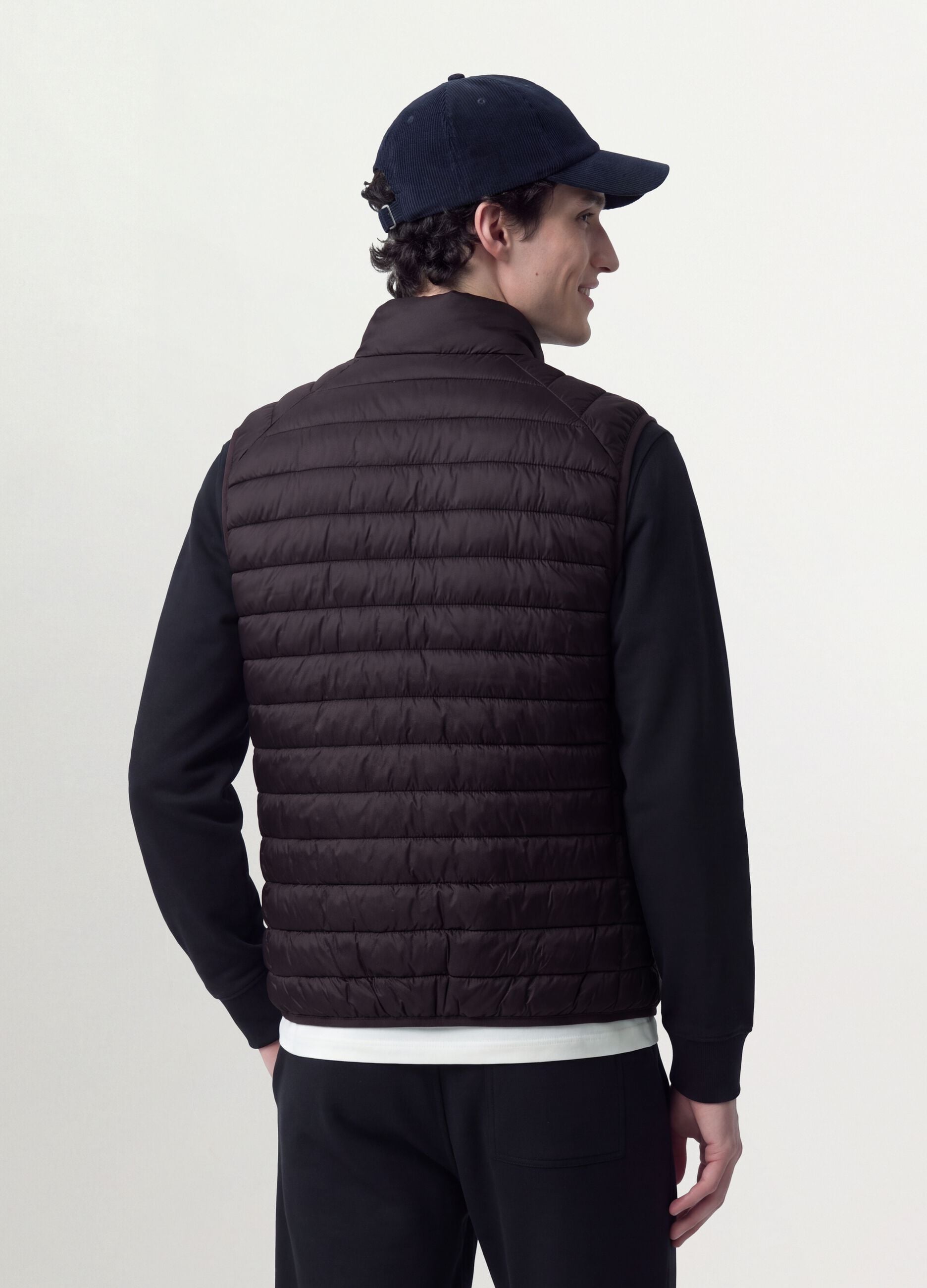 Red ultralight padded gilet with zip