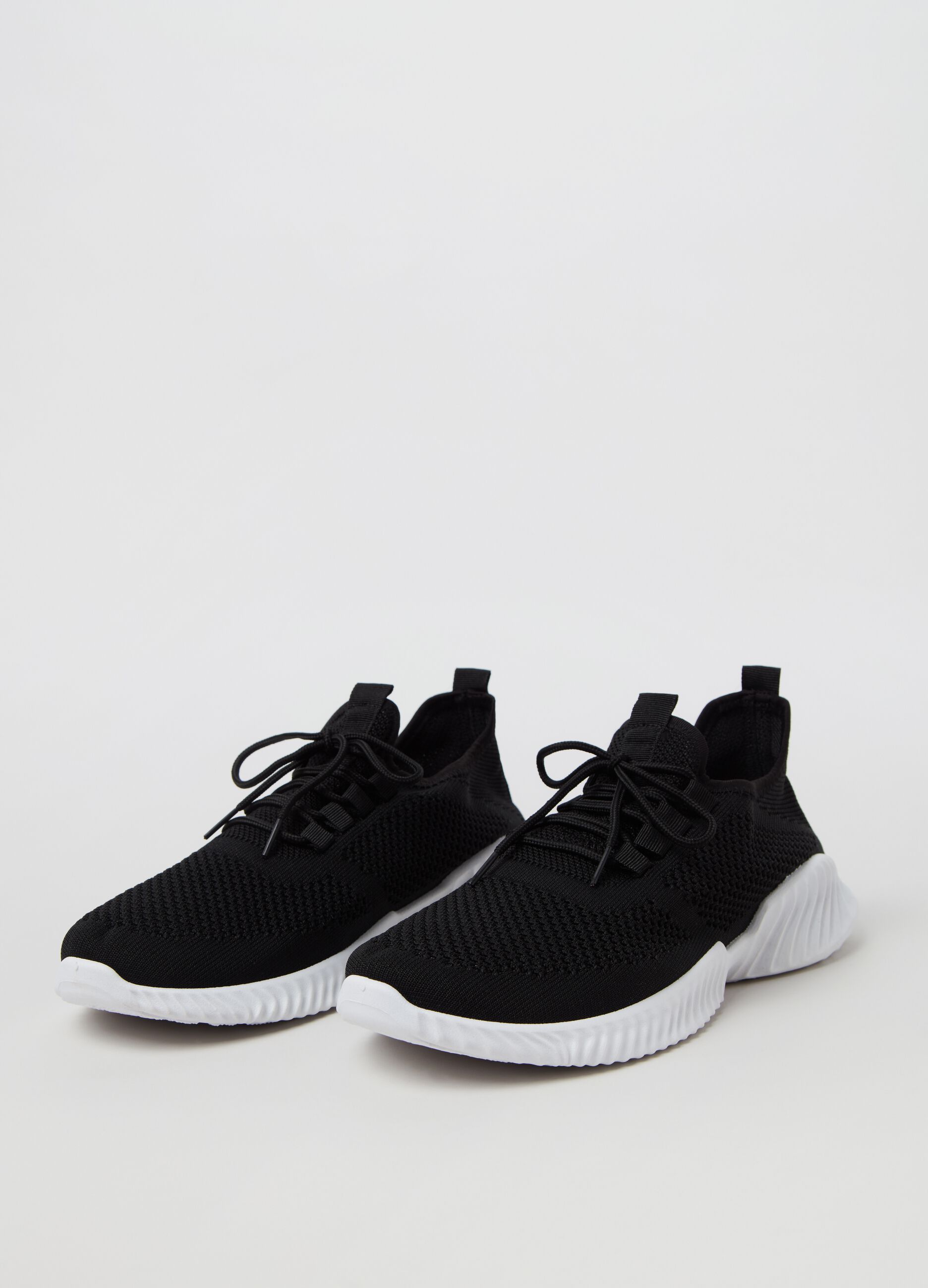 Sneakers in mesh_1