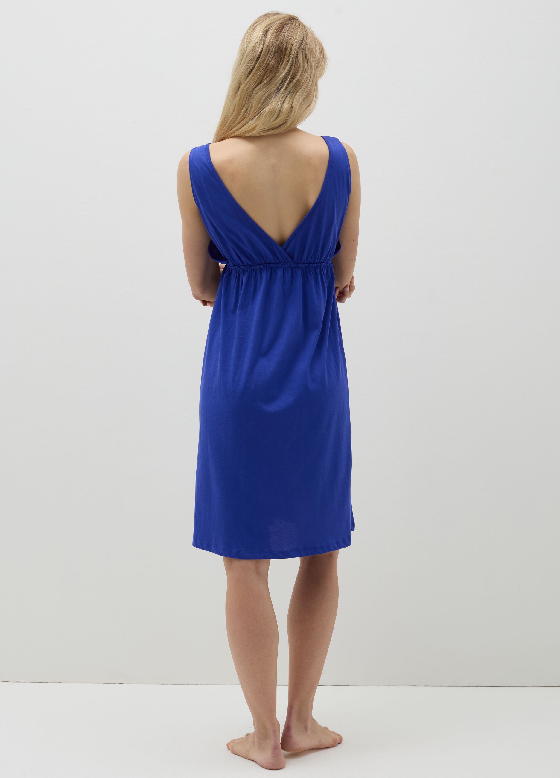 Nightdress with V neck