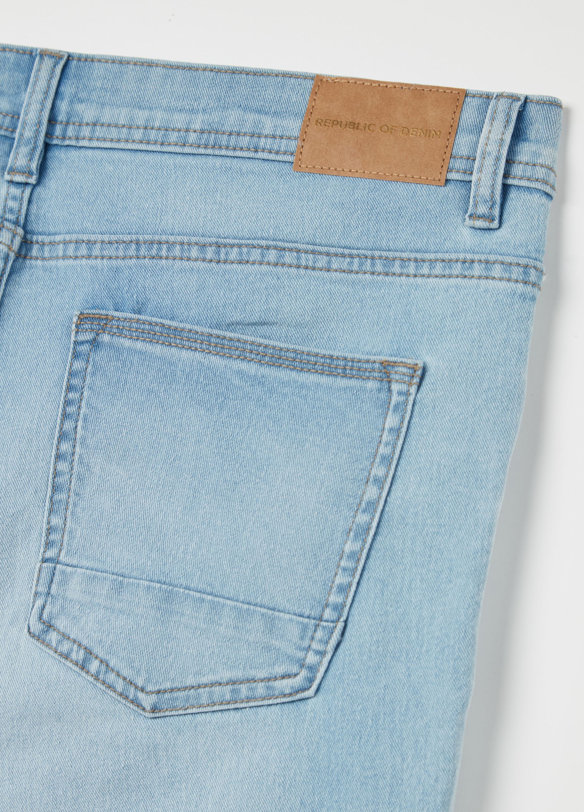 Super-skinny-fit jeans with fading