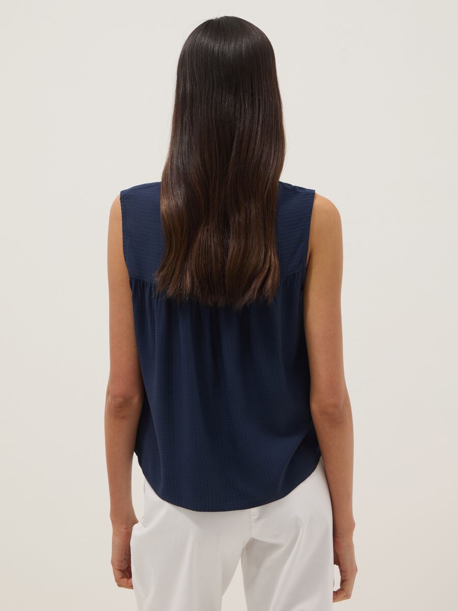 Blue pure viscose regular-fit shirt with embroidered texture_3