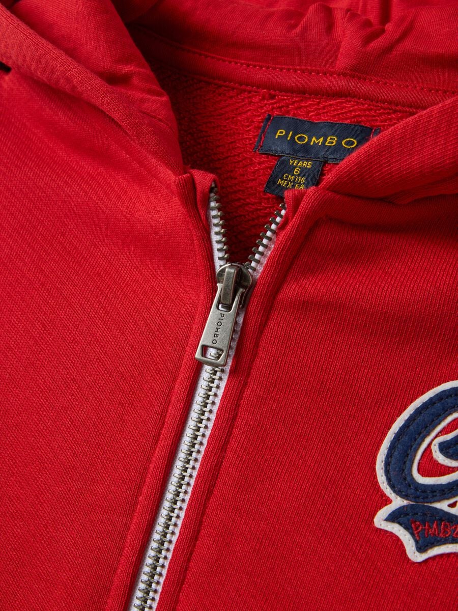 Red organic cotton hoodie with embroidered details, oversized fit, for boys_4