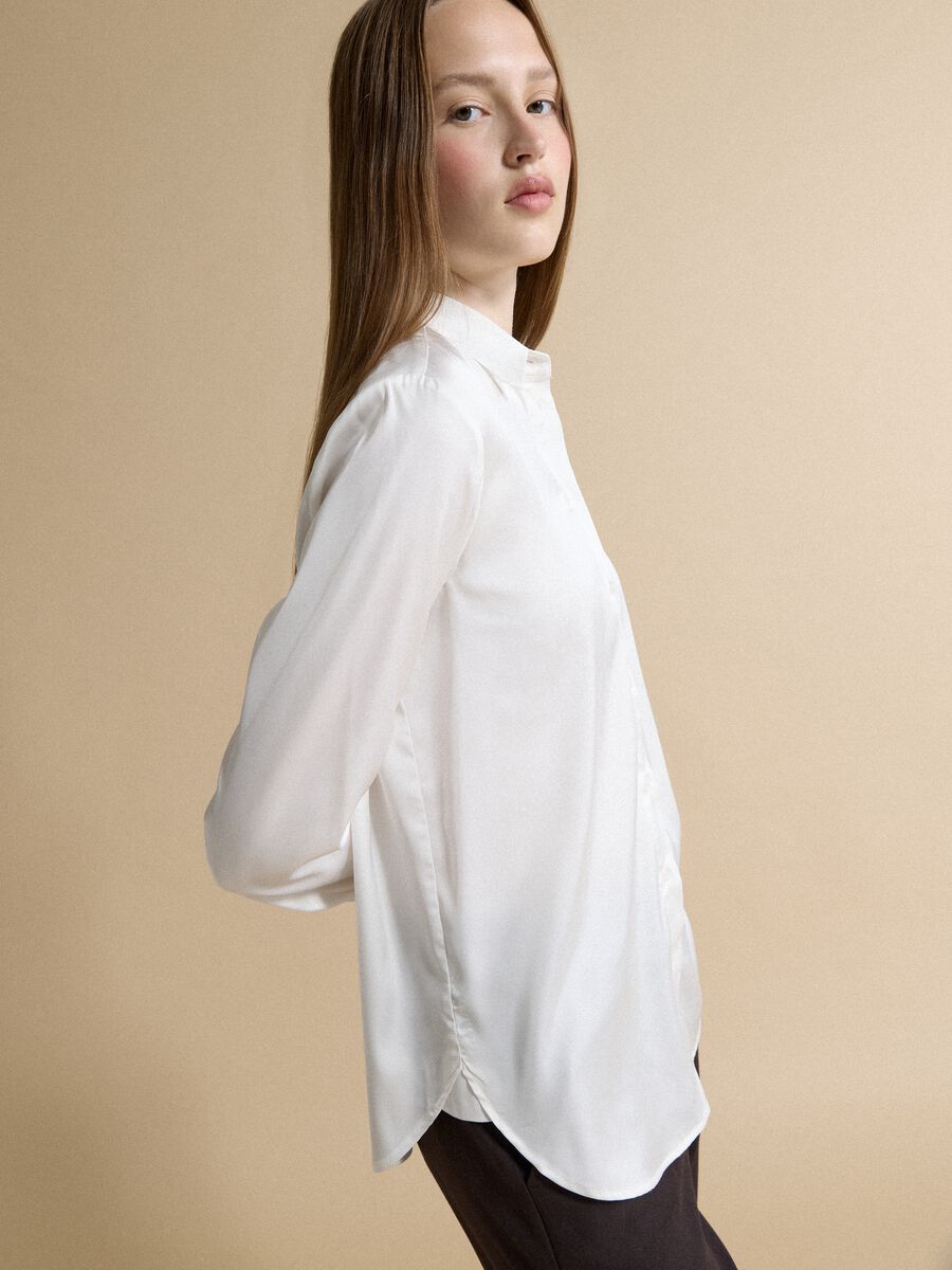 White stretch-fabric shirt with classic collar, regular fit_1
