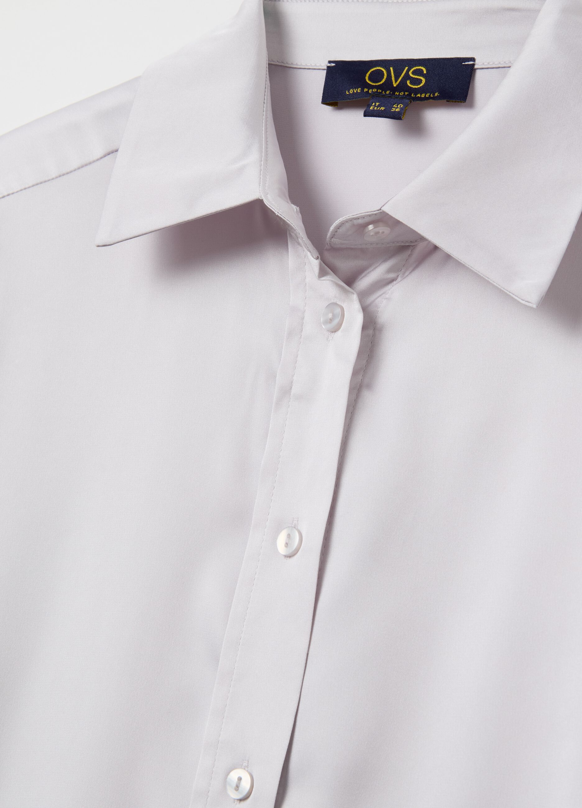 Camicia in satin con spacchetti