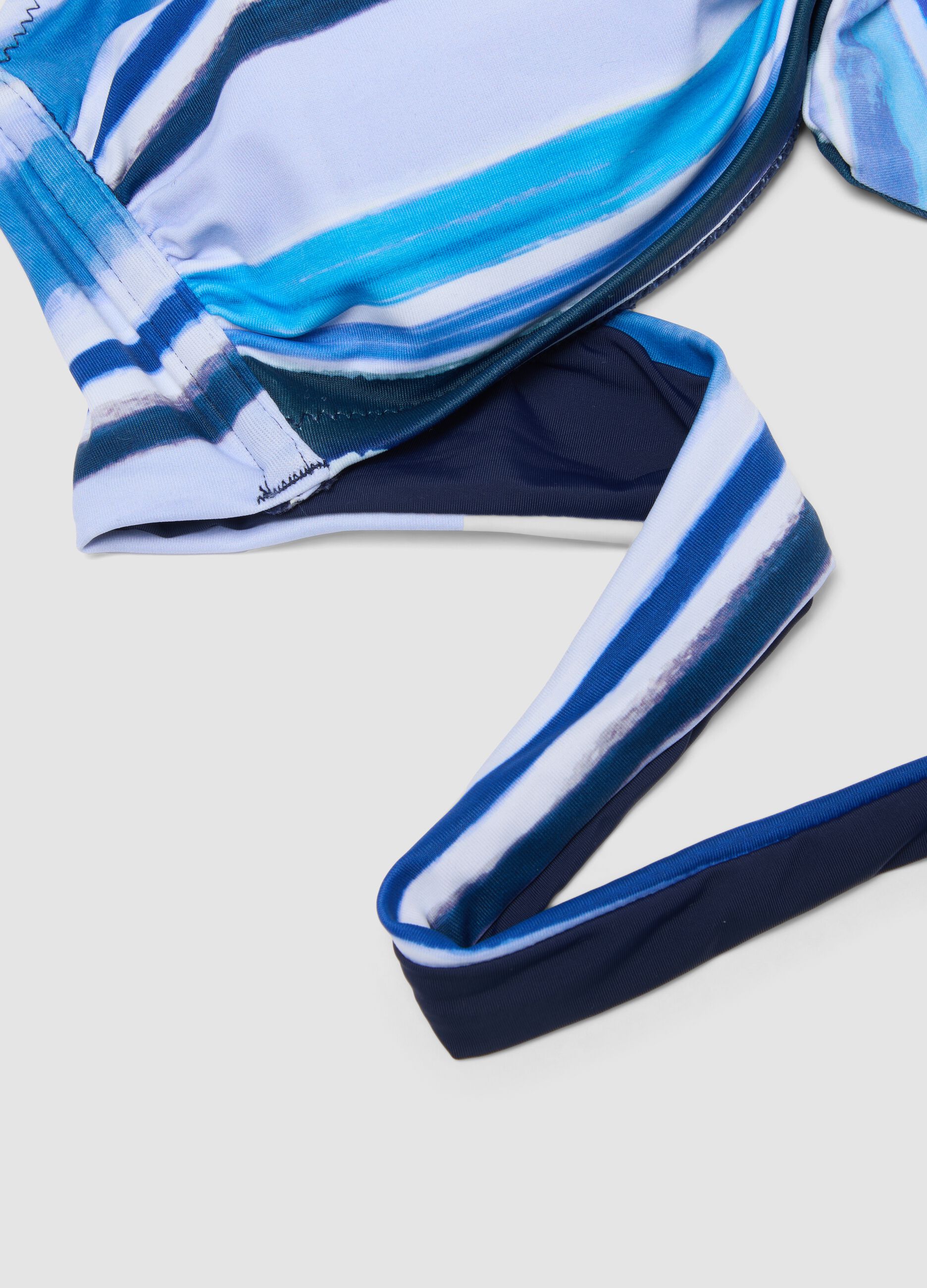 Top bikini triangolo blu in tessuto elasticizzato