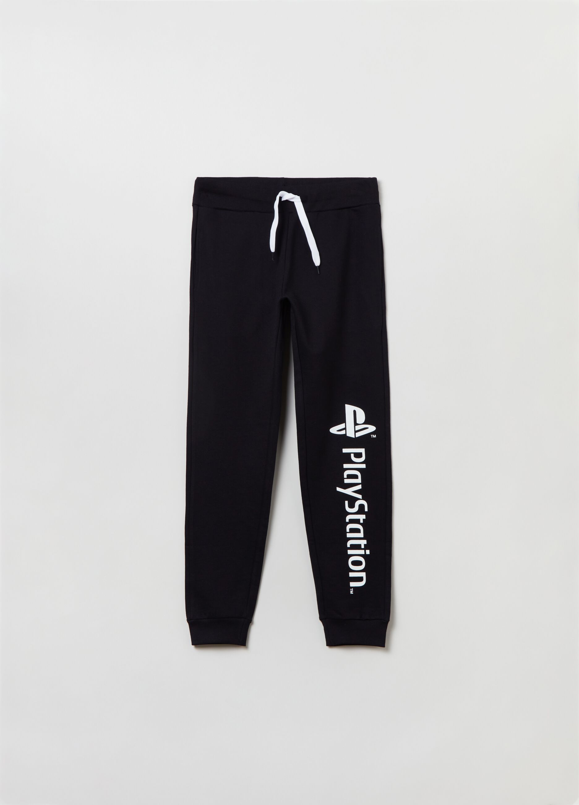 Felpa playstation deals pull and bear