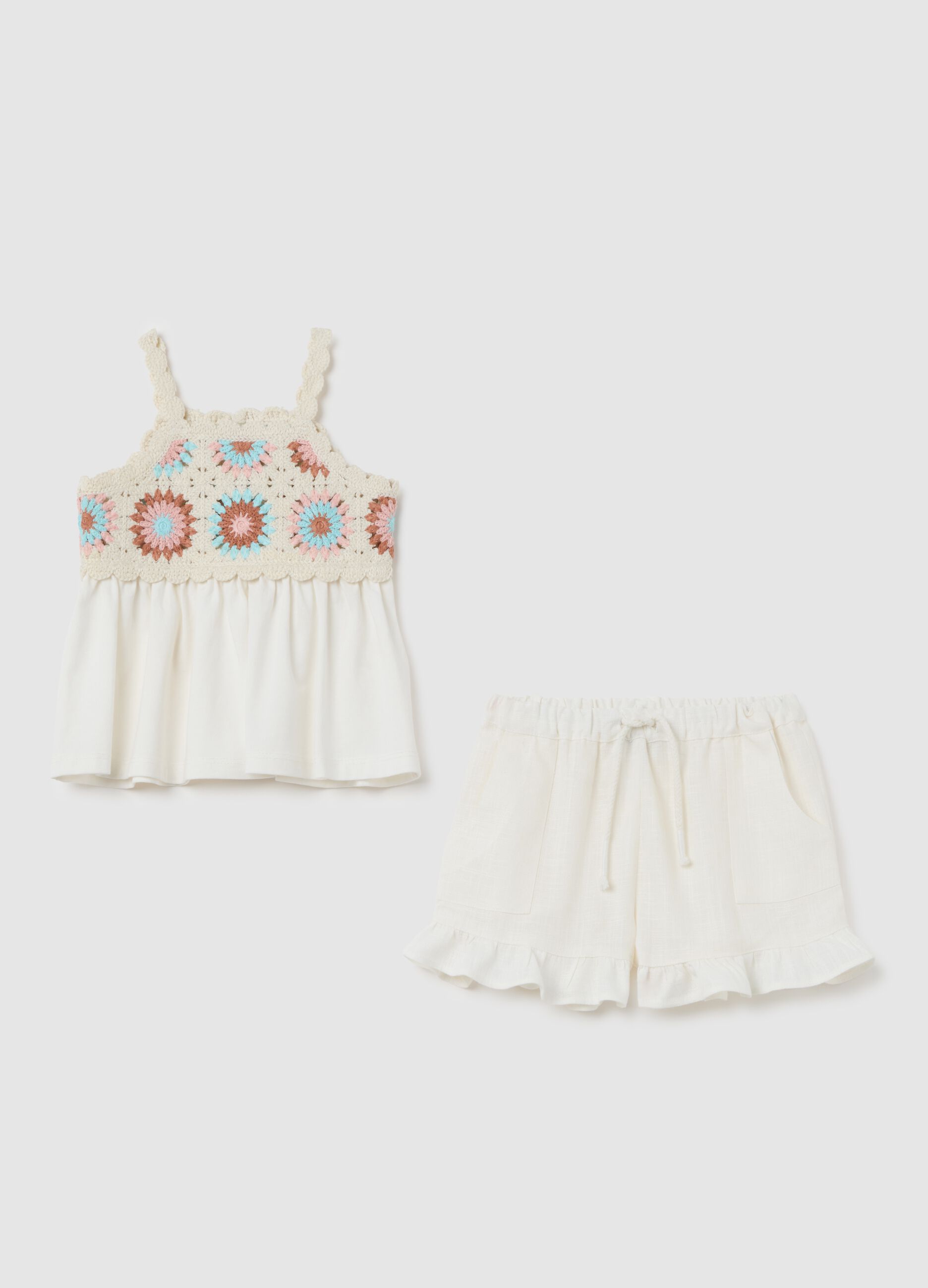 White summer outfit for girls with details