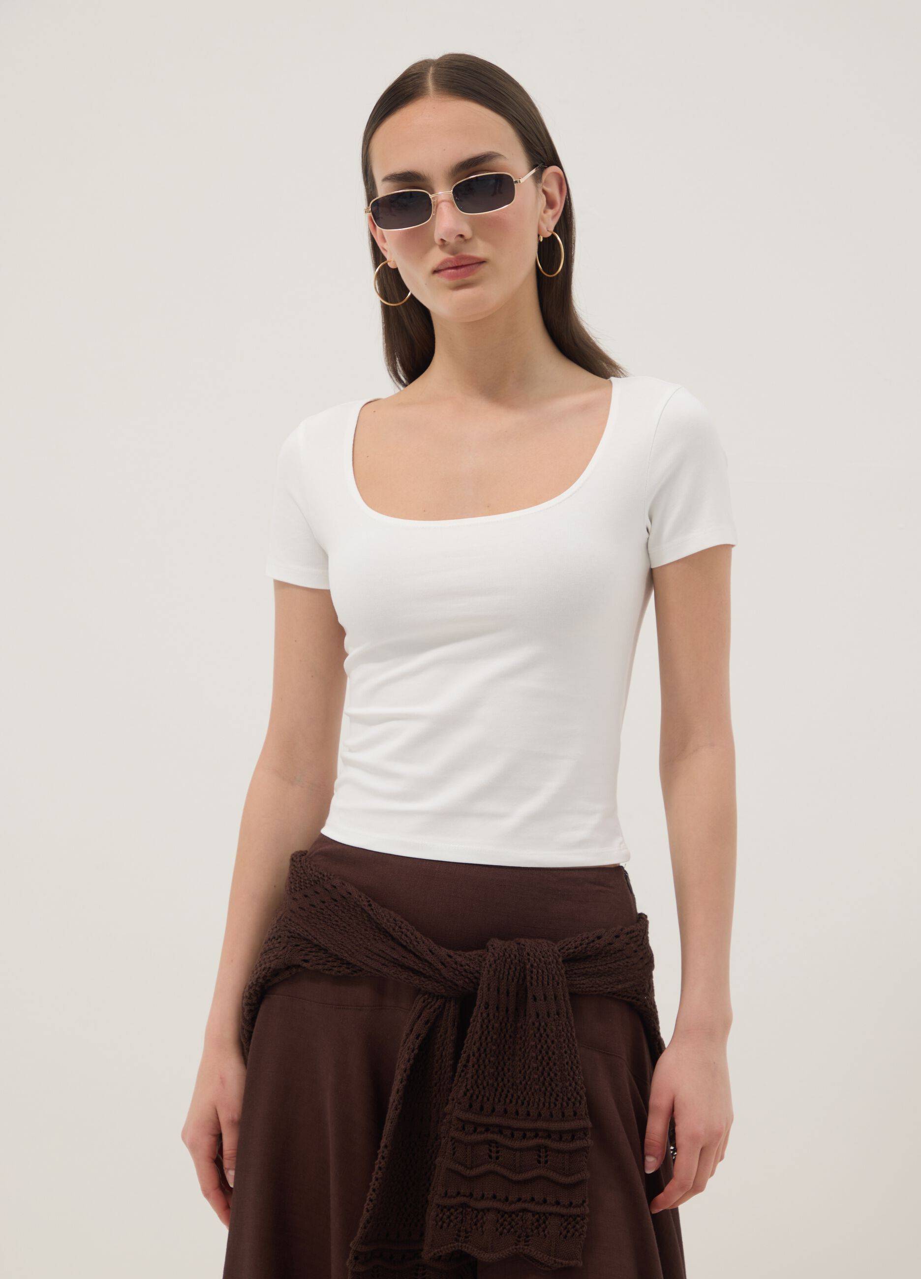White stretch cotton T-shirt with square neckline