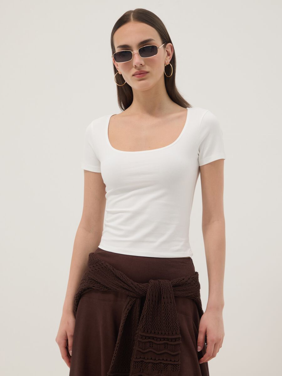 White stretch cotton T-shirt with square neckline_0