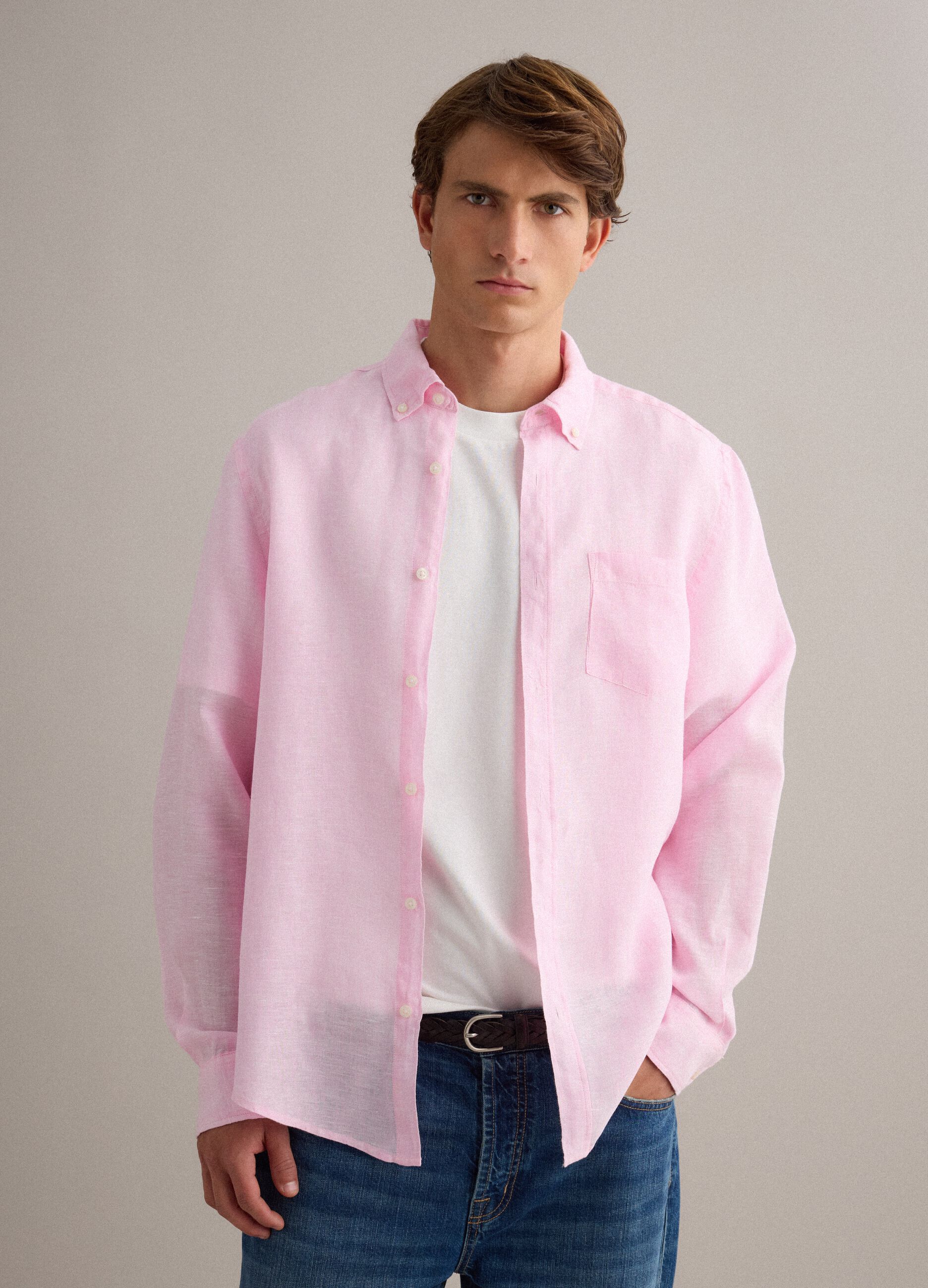 Pink pure linen shirt with button-down collar, regular fit