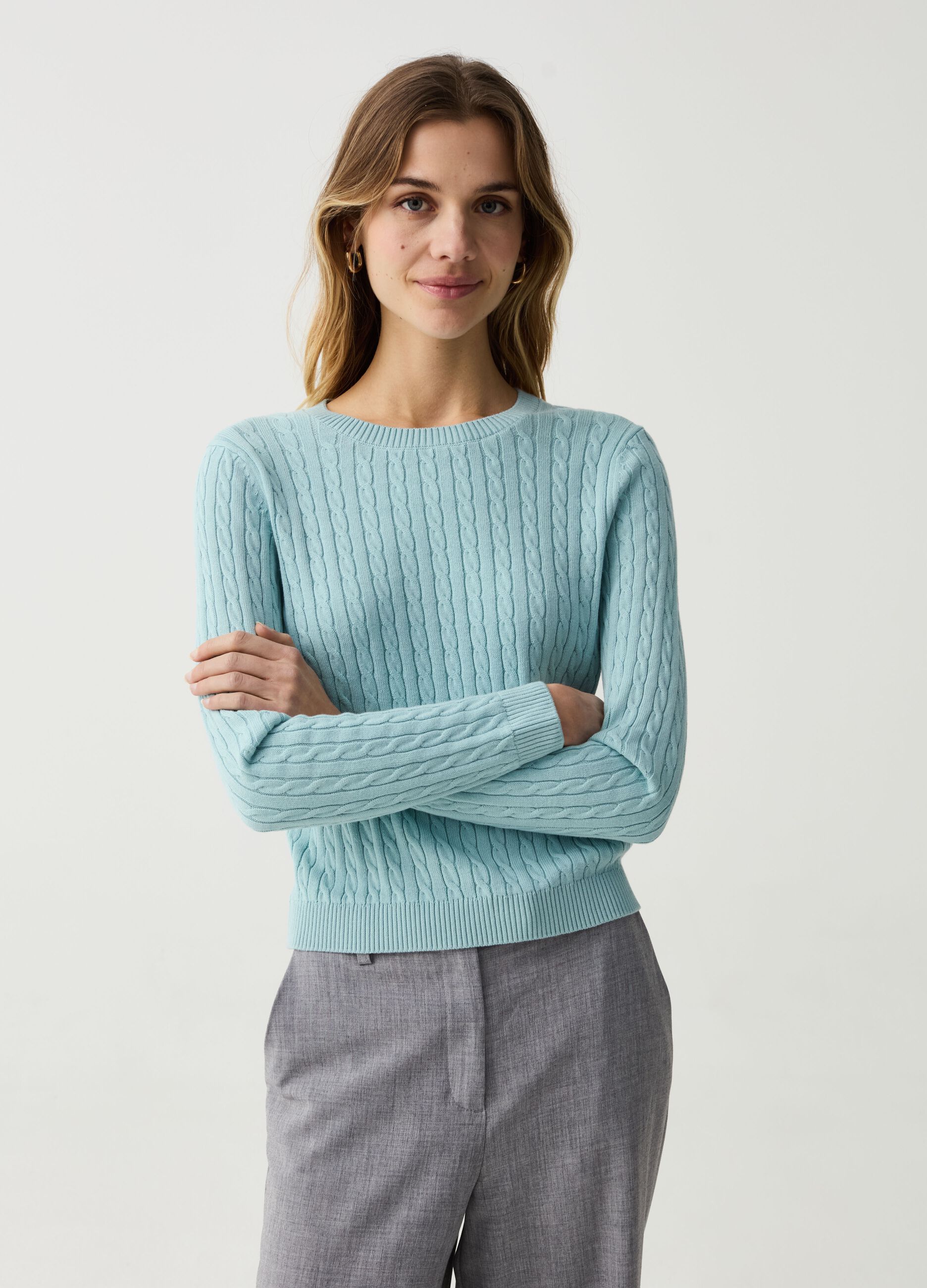 Pullover in cotone con lavorazione a trecce