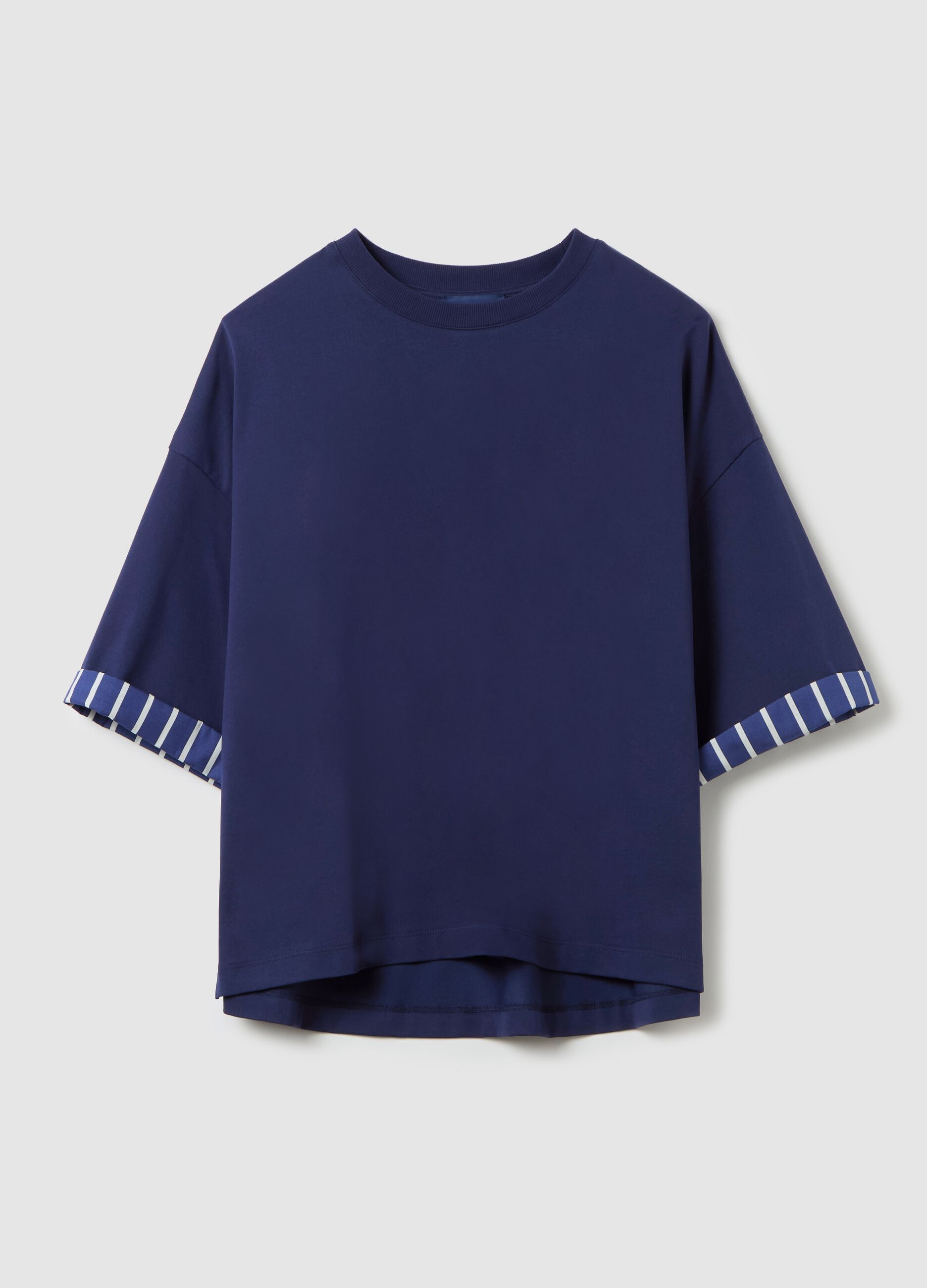 Oversized T-shirt with contrasting detail